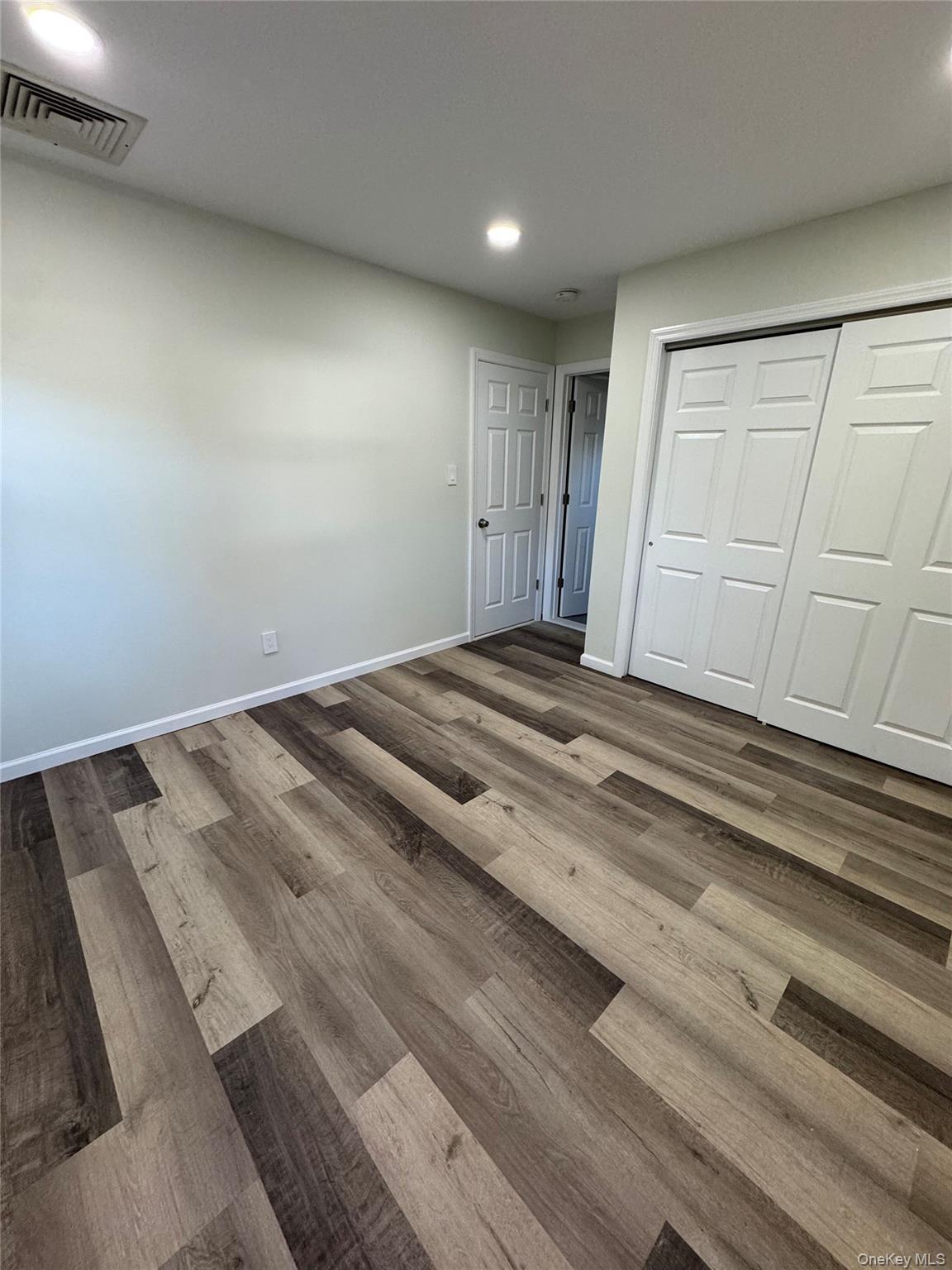 Single Family Grace Suffolk County, NY 11741, MLS-935796-12