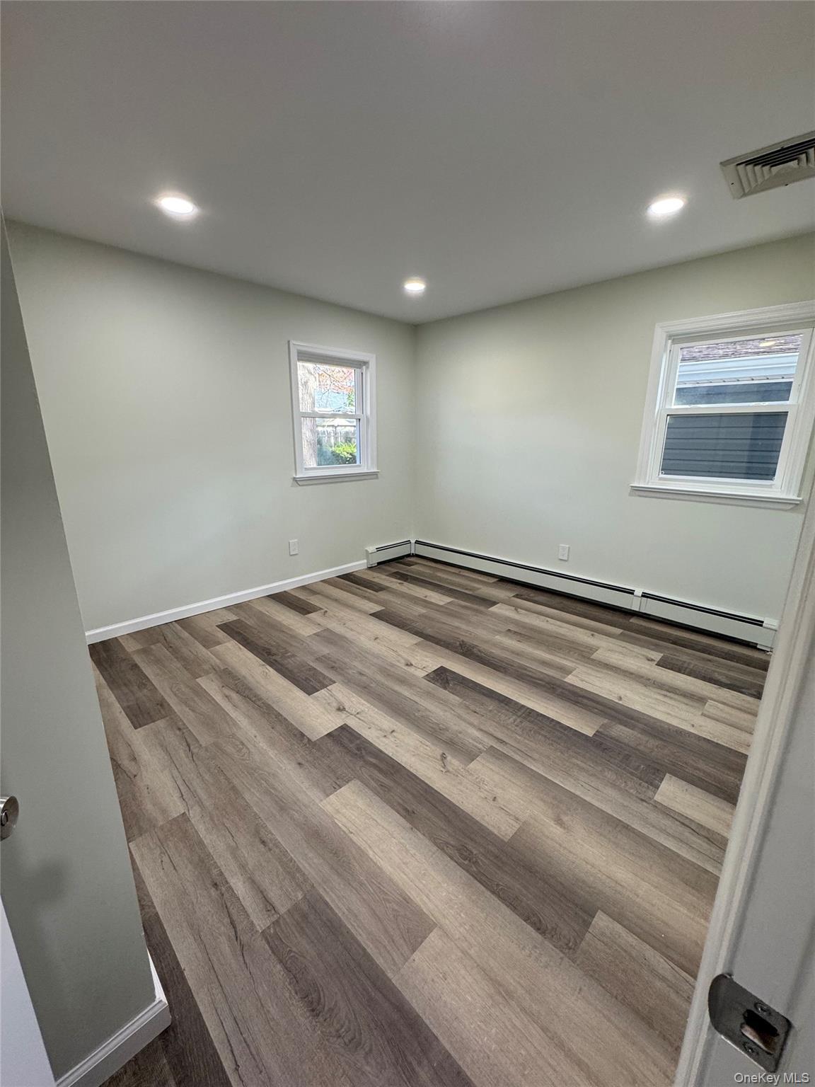 Single Family Grace Suffolk County, NY 11741, MLS-935796-13