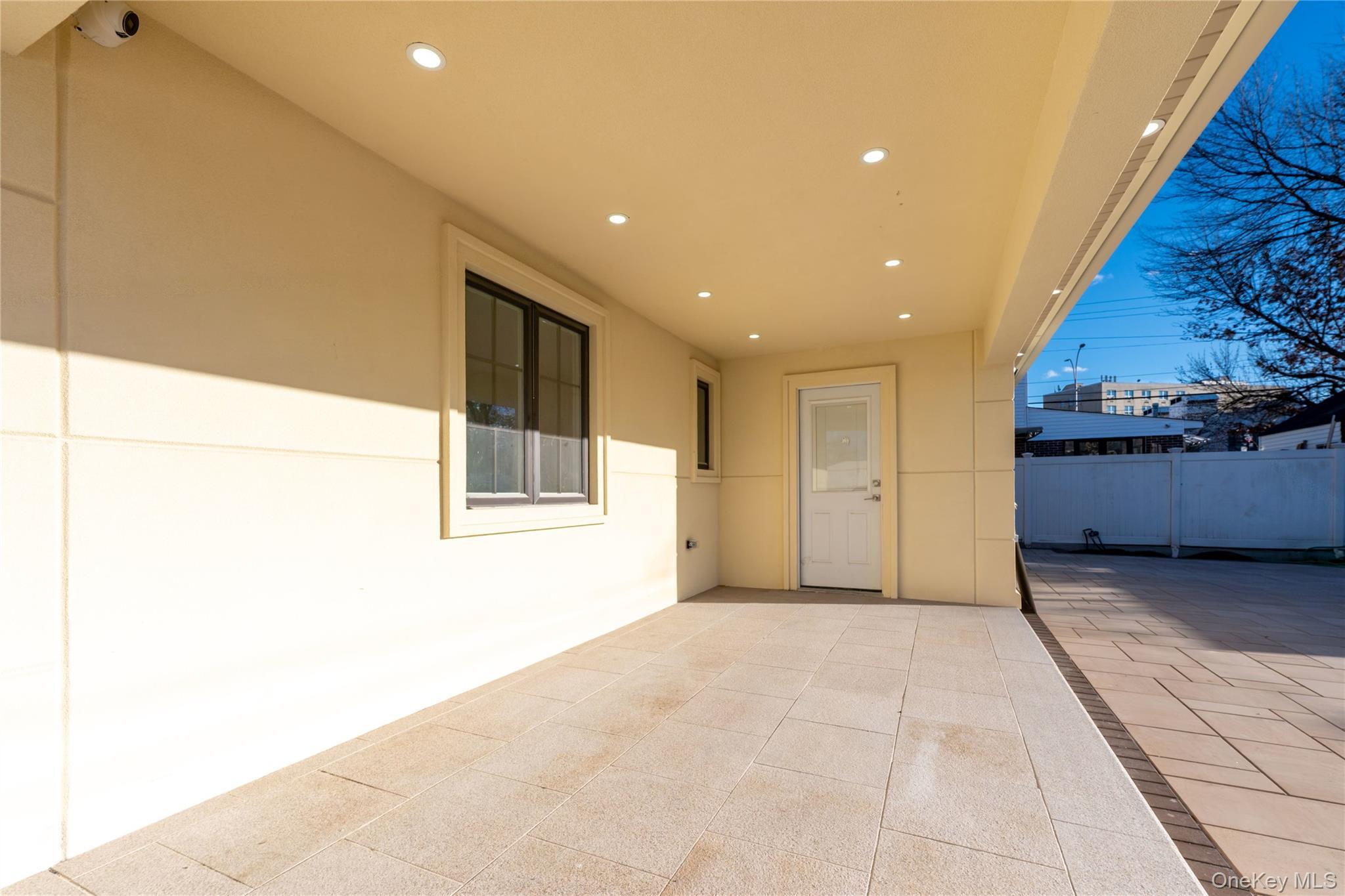 Single Family 174th  Queens, NY 11366, MLS-935815-38