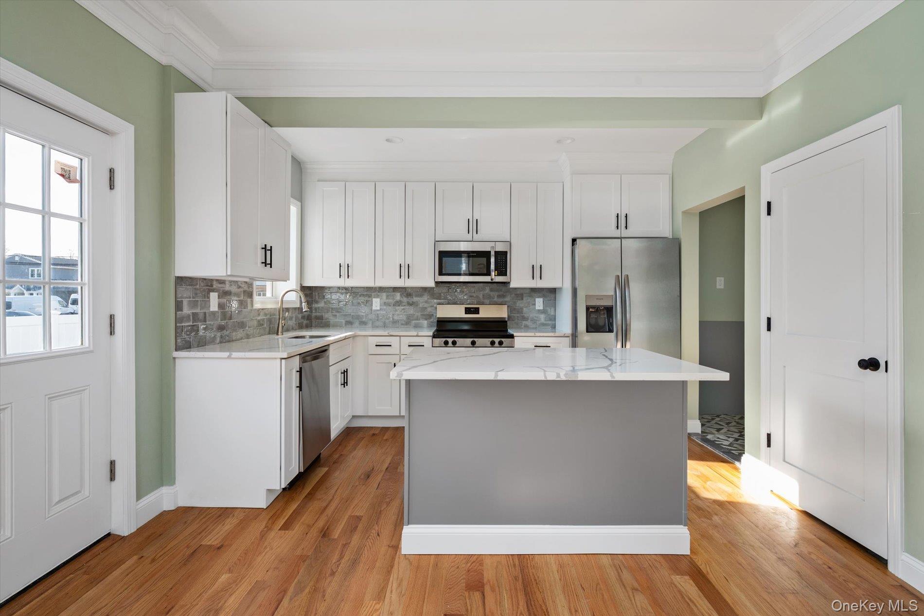 Single Family Williams Suffolk County, NY 11701, MLS-935826-10