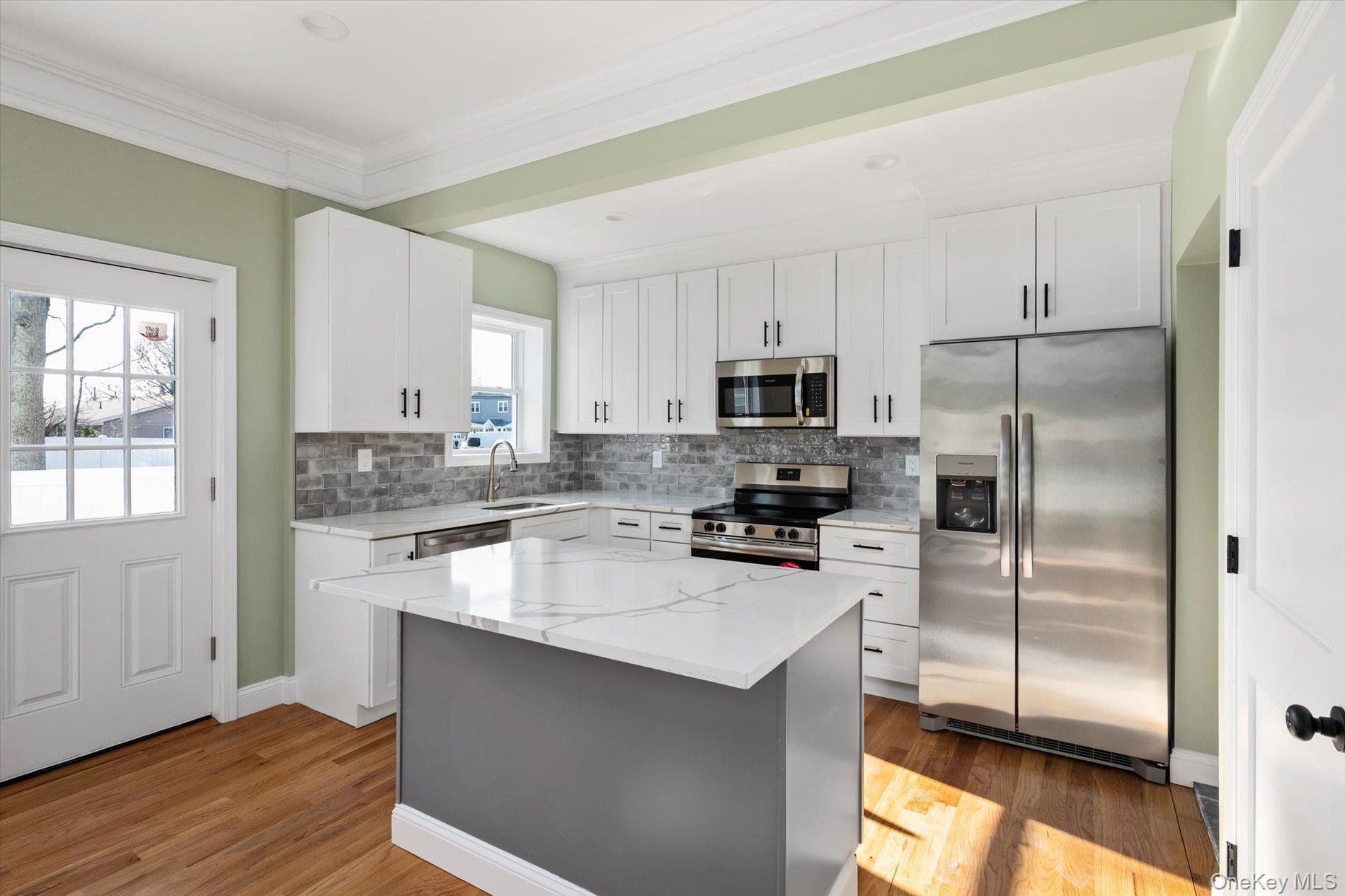 Single Family Williams Suffolk County, NY 11701, MLS-935826-11