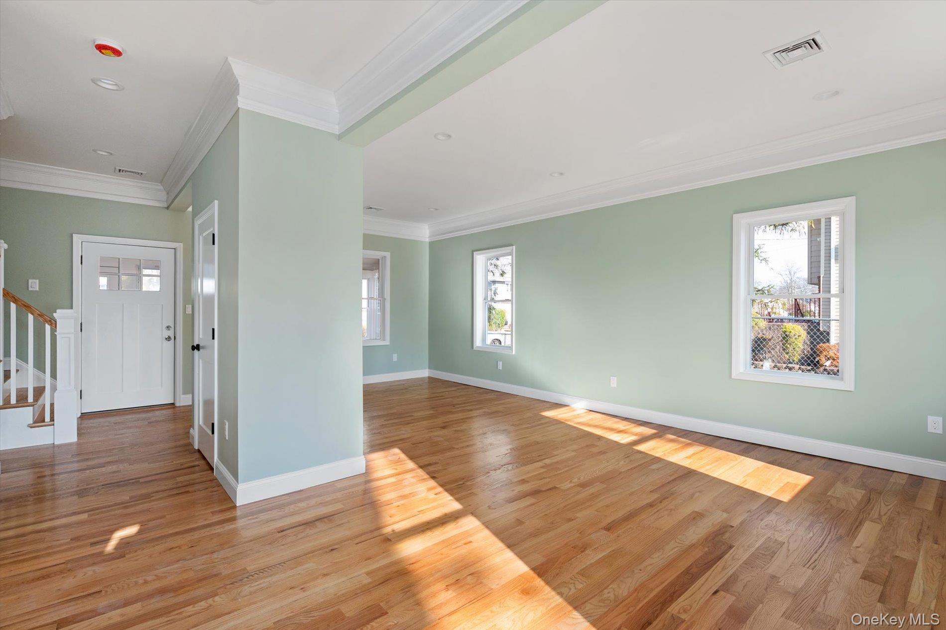 Single Family Williams Suffolk County, NY 11701, MLS-935826-9