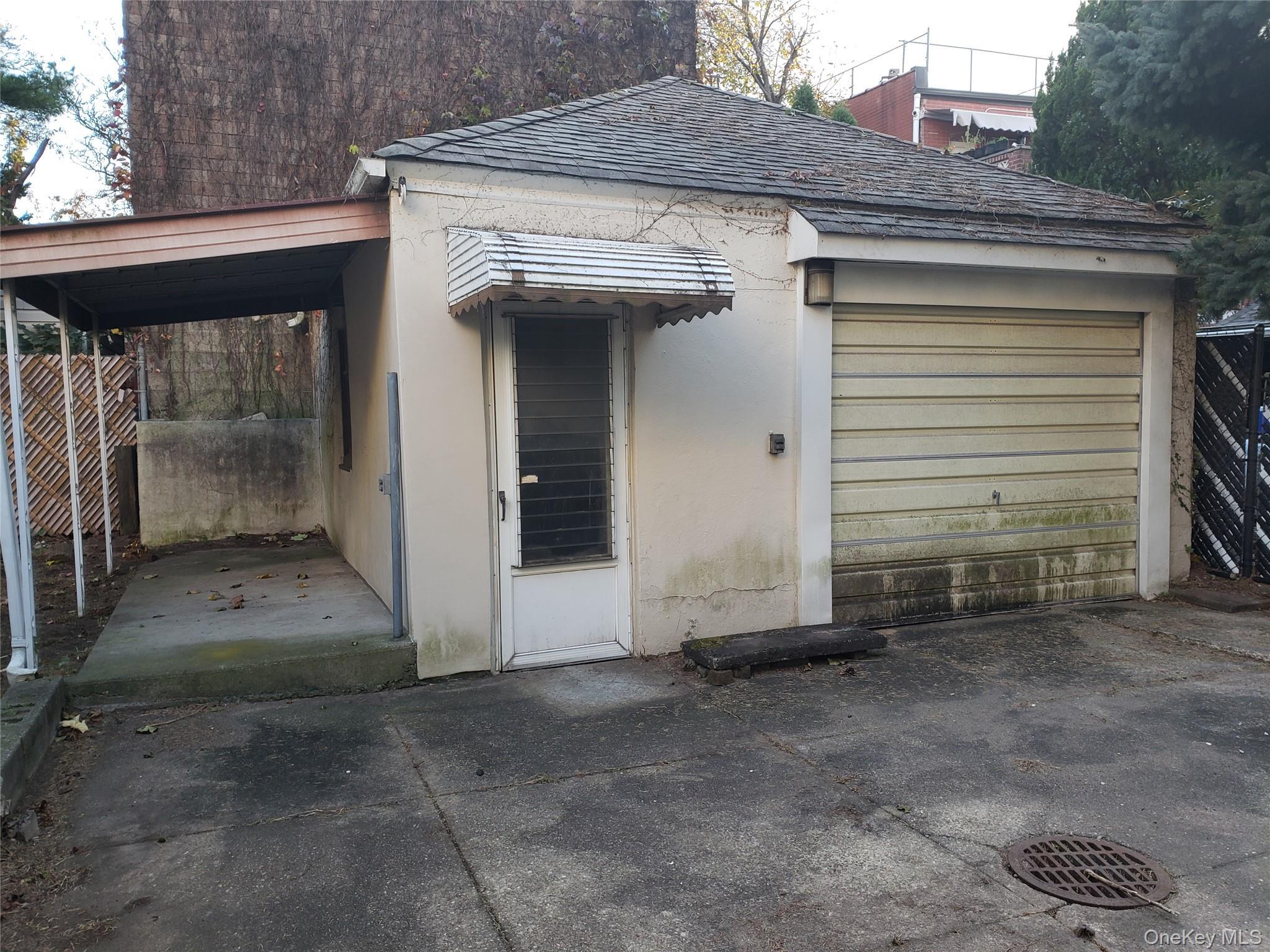 Single Family 56th  Queens, NY 11378, MLS-935827-22