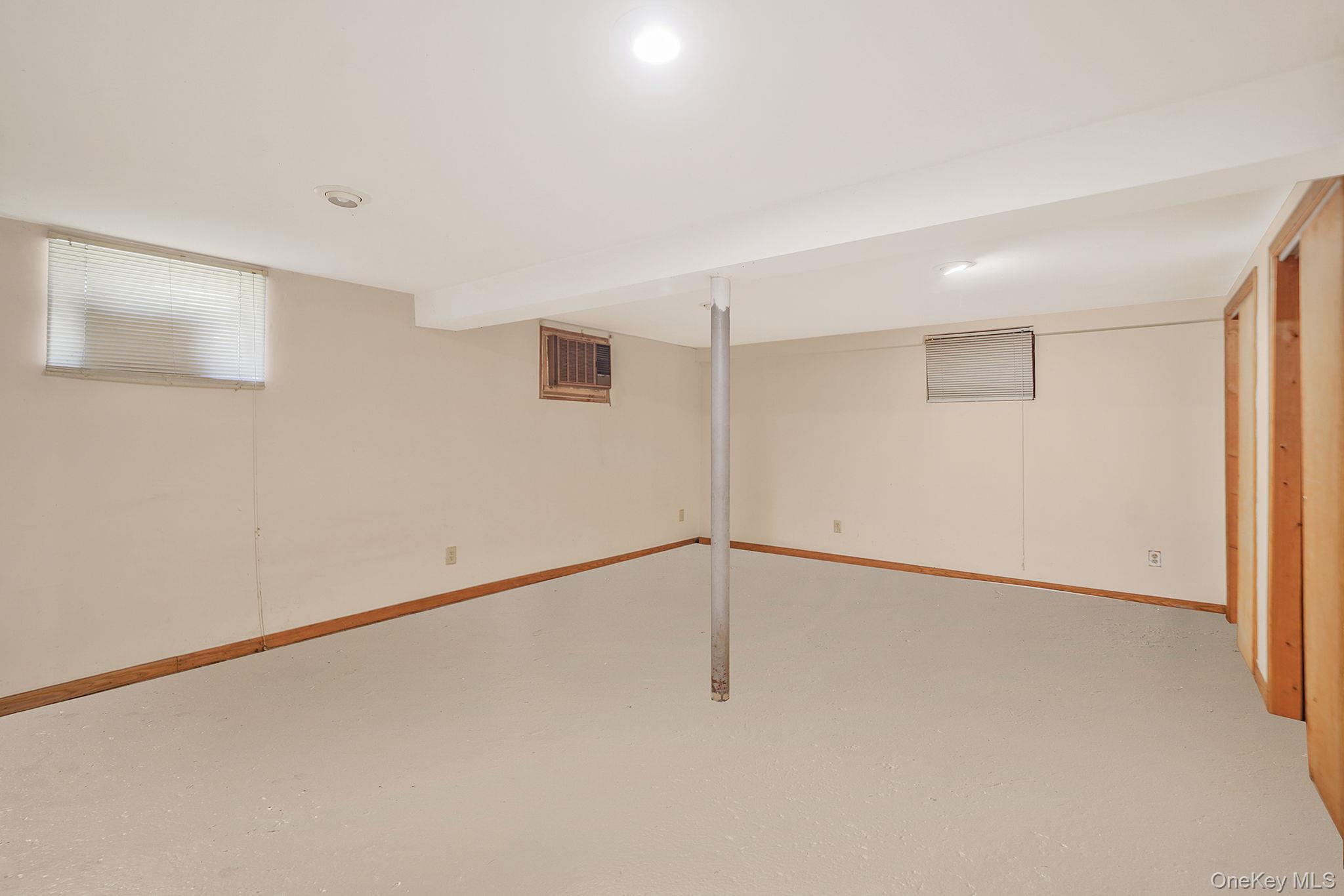 Single Family 6th  Suffolk County, NY 11772, MLS-935841-22