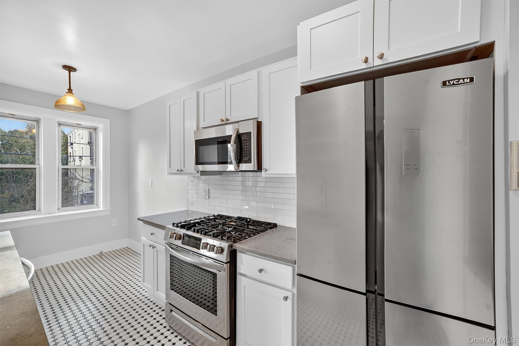 Coop Bronxville  Westchester County, NY 10708, MLS-935864-14