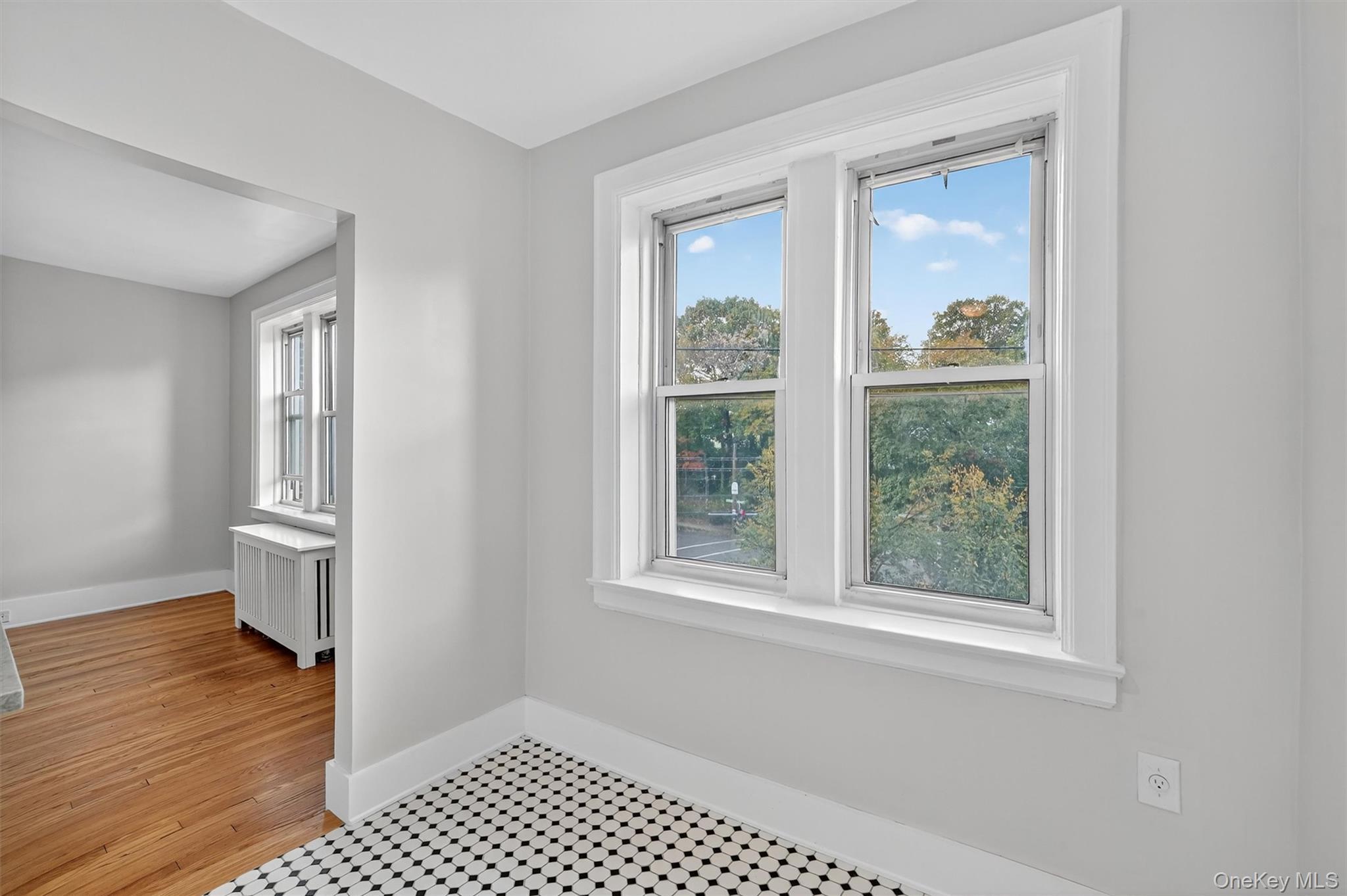 Coop Bronxville  Westchester County, NY 10708, MLS-935864-15