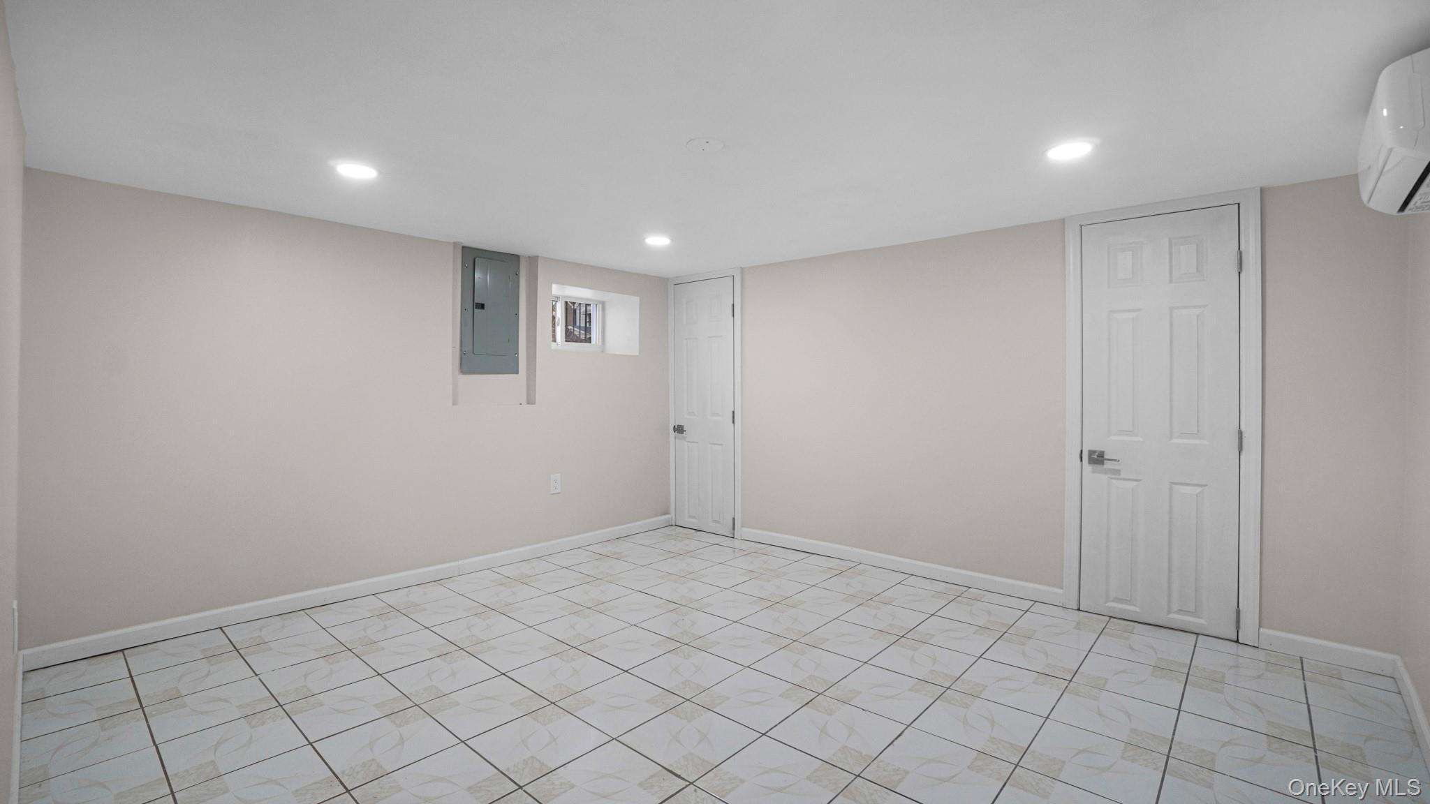 Single Family 148th Queens, NY 11436, MLS-935876-11