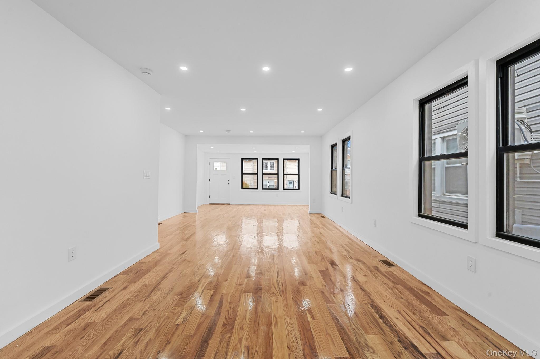 Single Family 147th Queens, NY 11436, MLS-935895-4