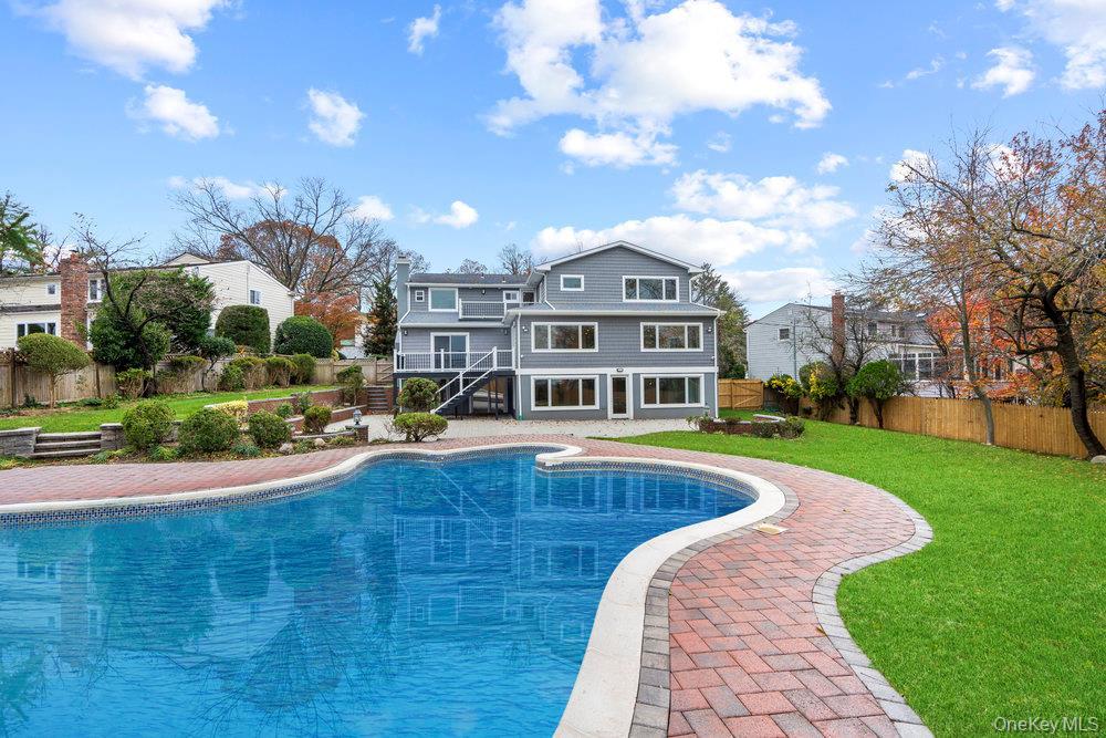 Single Family Woodland Nassau County, NY 11576, MLS-935927-22