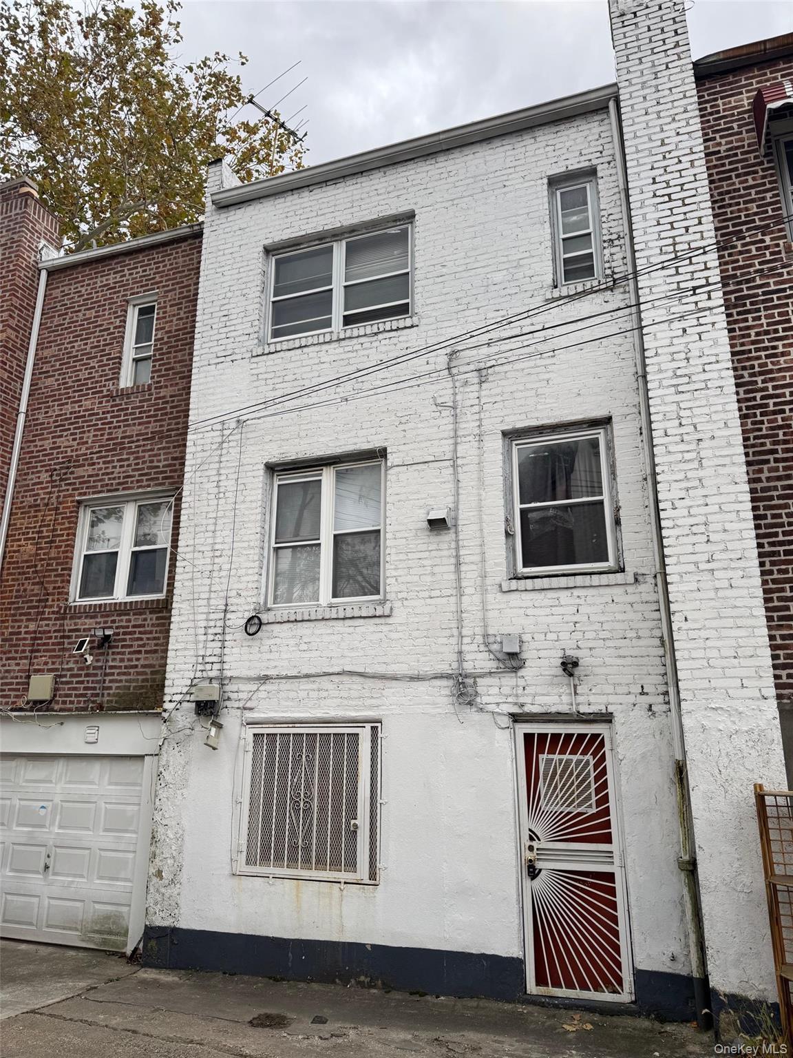 Single Family Grenada Bronx, NY 10466, MLS-935932-11
