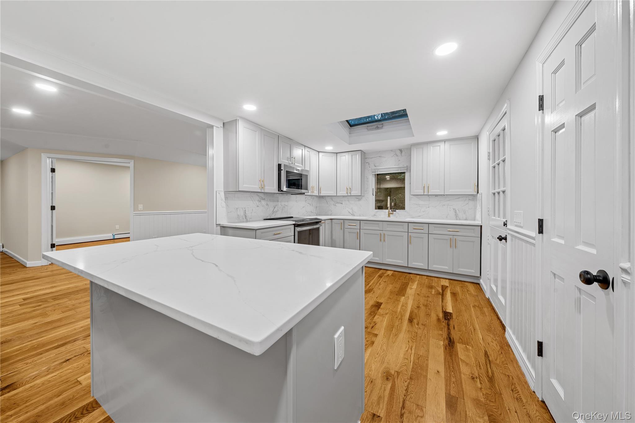 Single Family Eastwood Suffolk County, NY 11764, MLS-935934-13