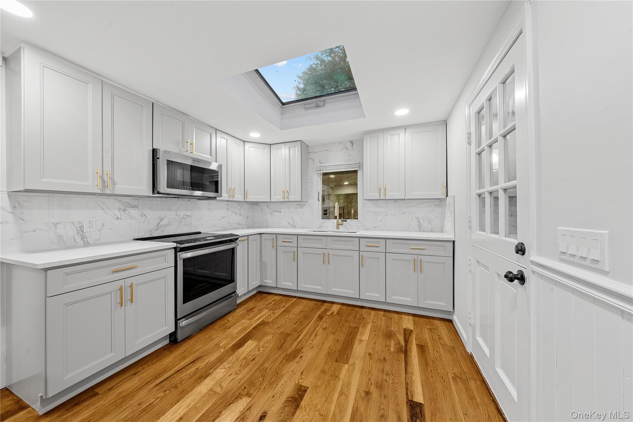 Single Family Eastwood Suffolk County, NY 11764, MLS-935934-14