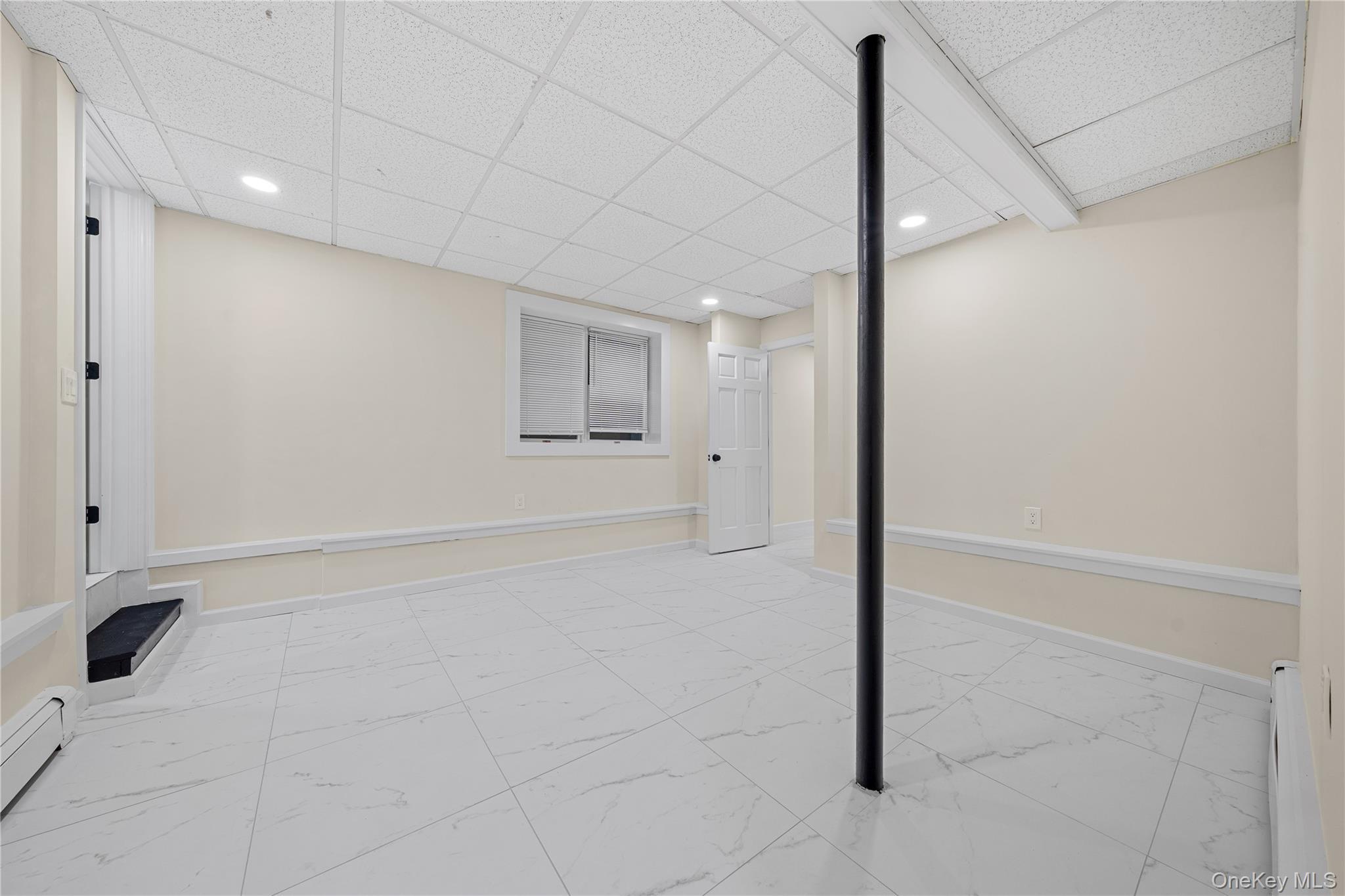 Single Family Eastwood Suffolk County, NY 11764, MLS-935934-30