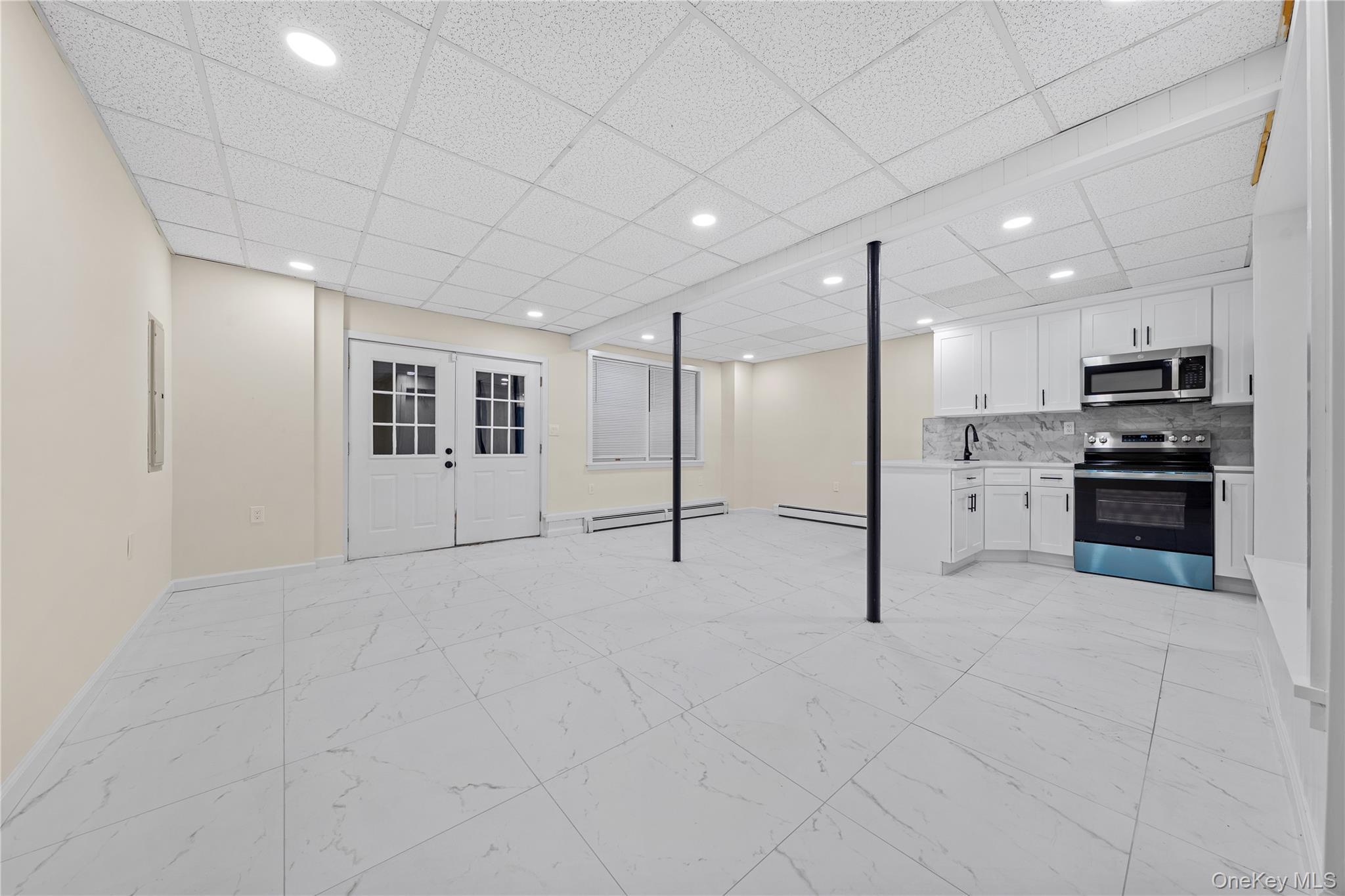 Single Family Eastwood Suffolk County, NY 11764, MLS-935934-31