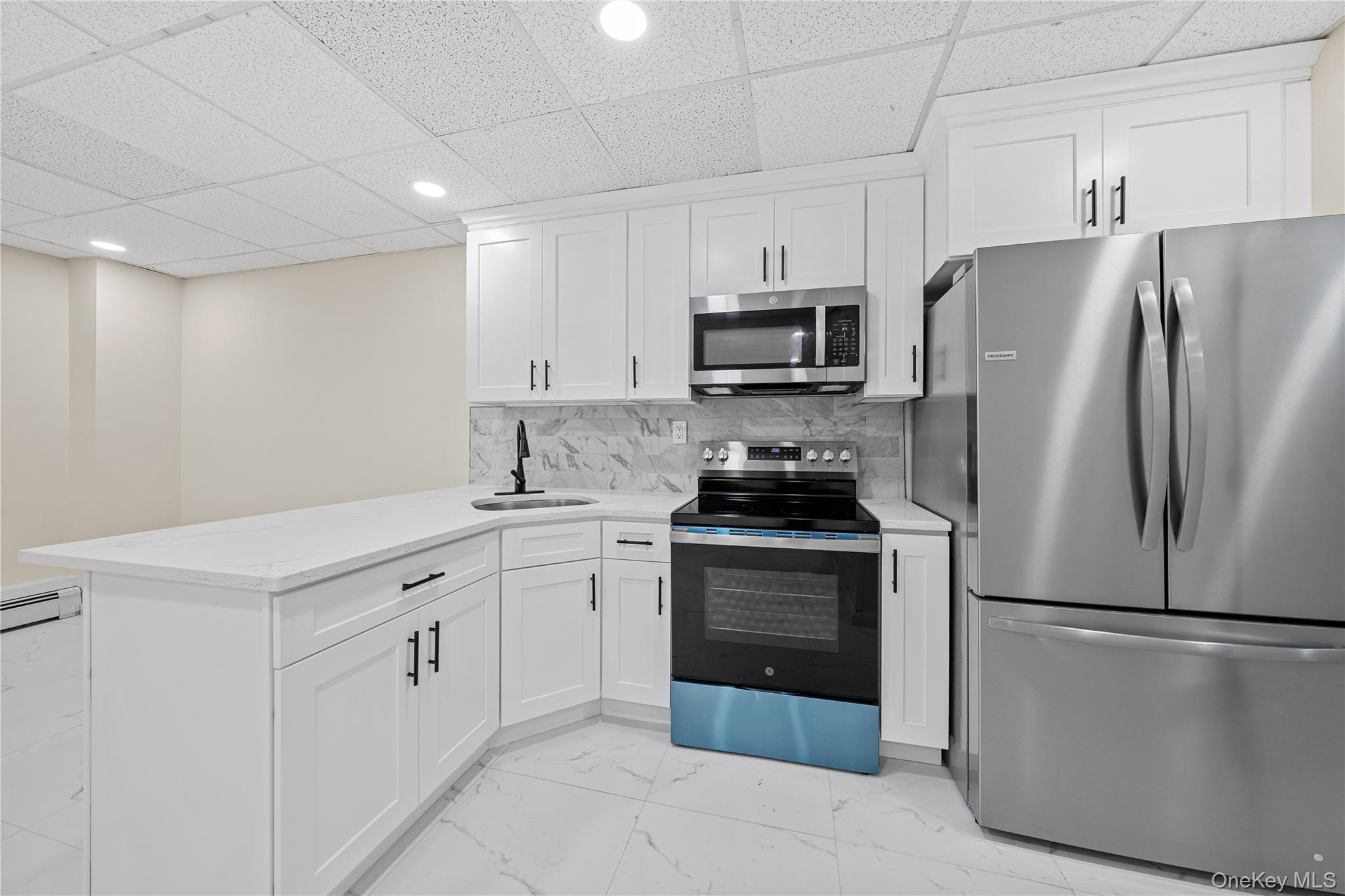 Single Family Eastwood Suffolk County, NY 11764, MLS-935934-33