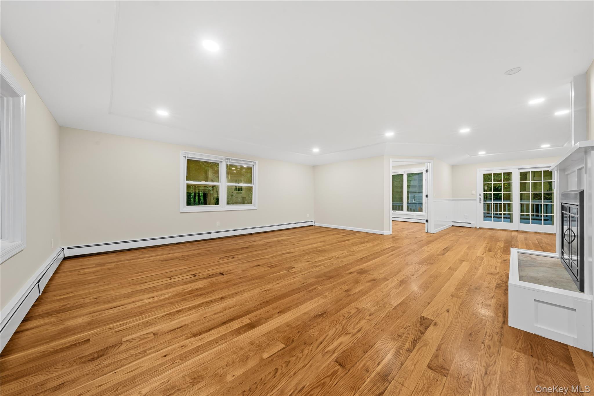 Single Family Eastwood Suffolk County, NY 11764, MLS-935934-6