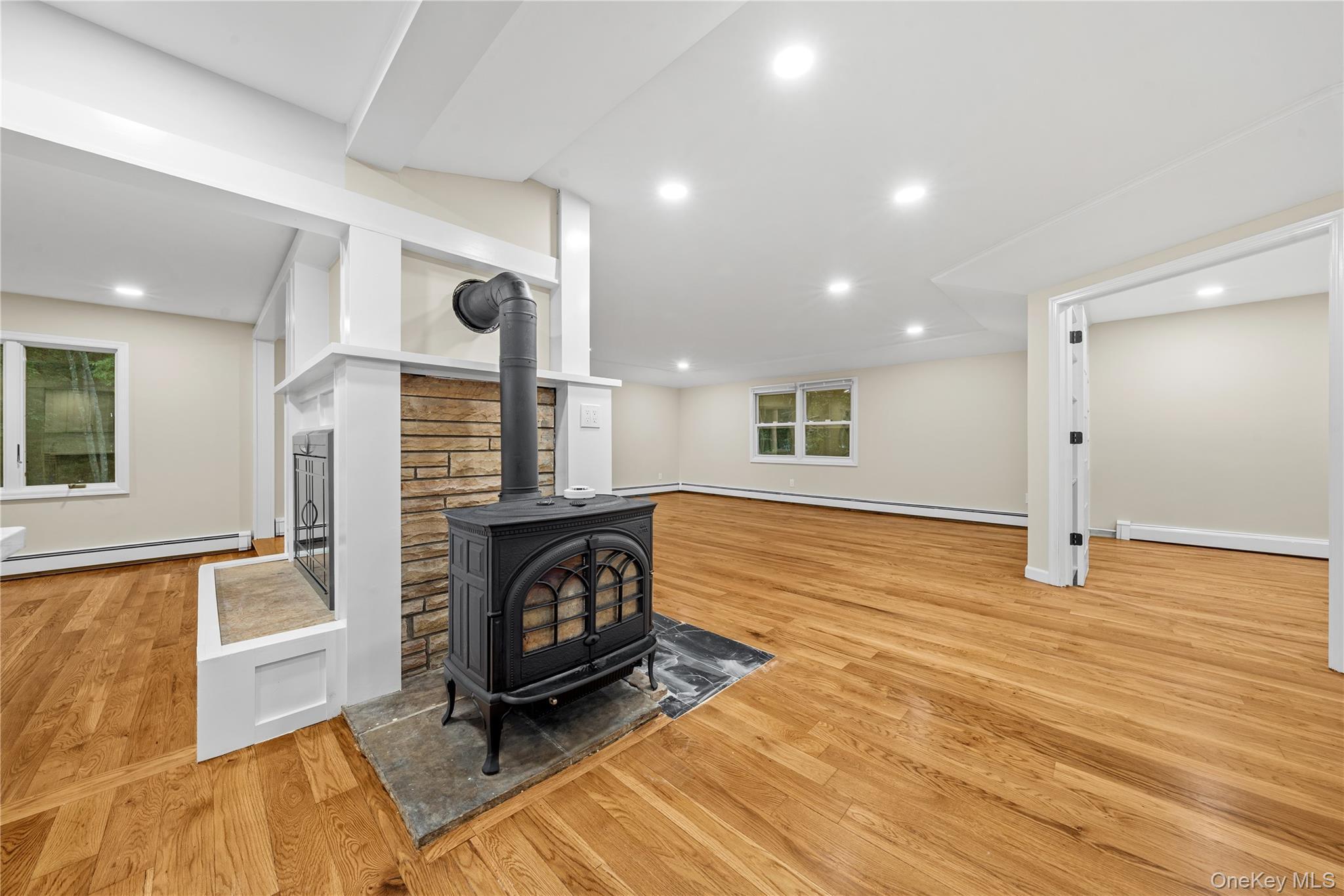 Single Family Eastwood Suffolk County, NY 11764, MLS-935934-9