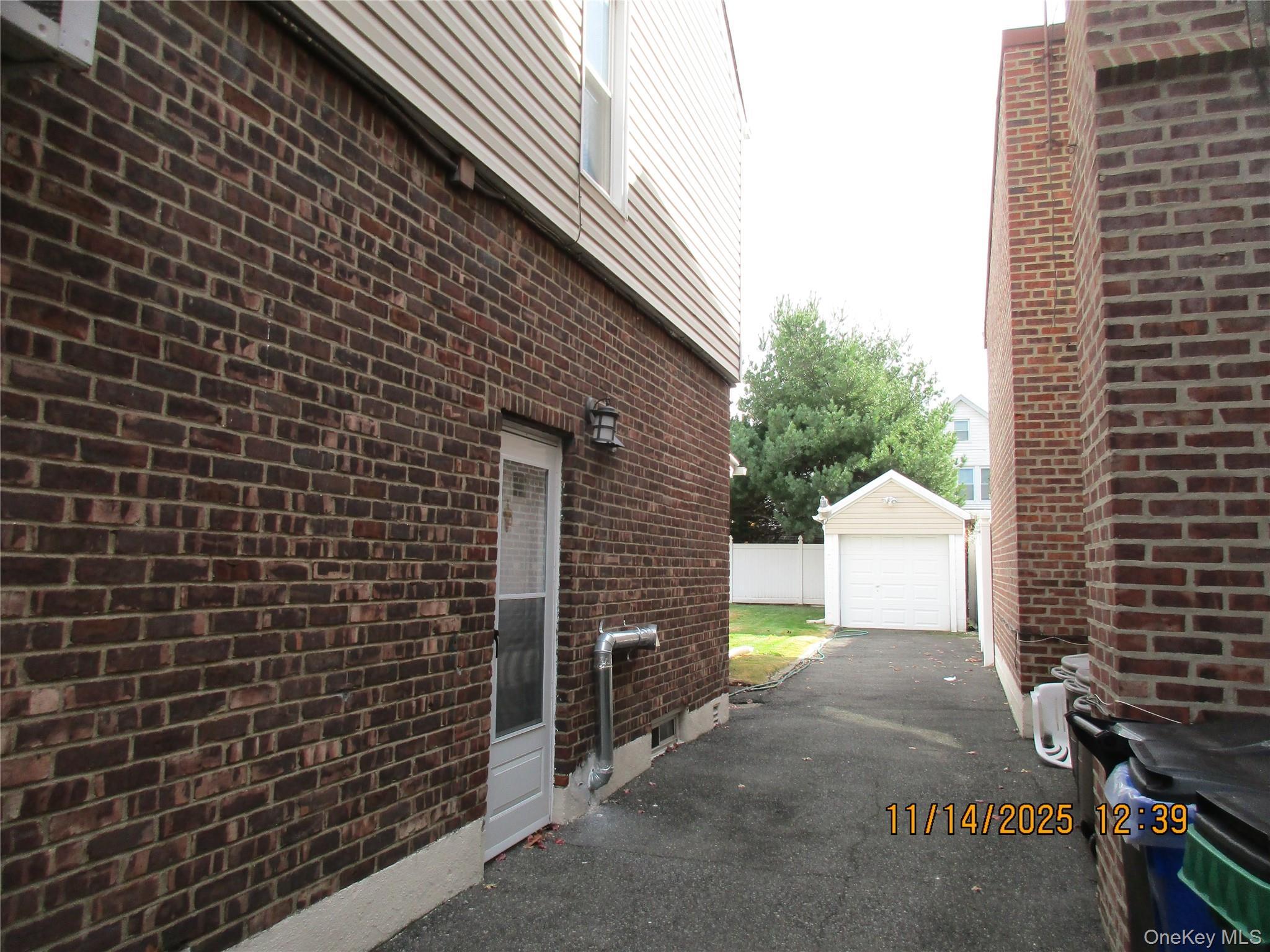 Single Family Cooper Queens, NY 11385, MLS-935947-4