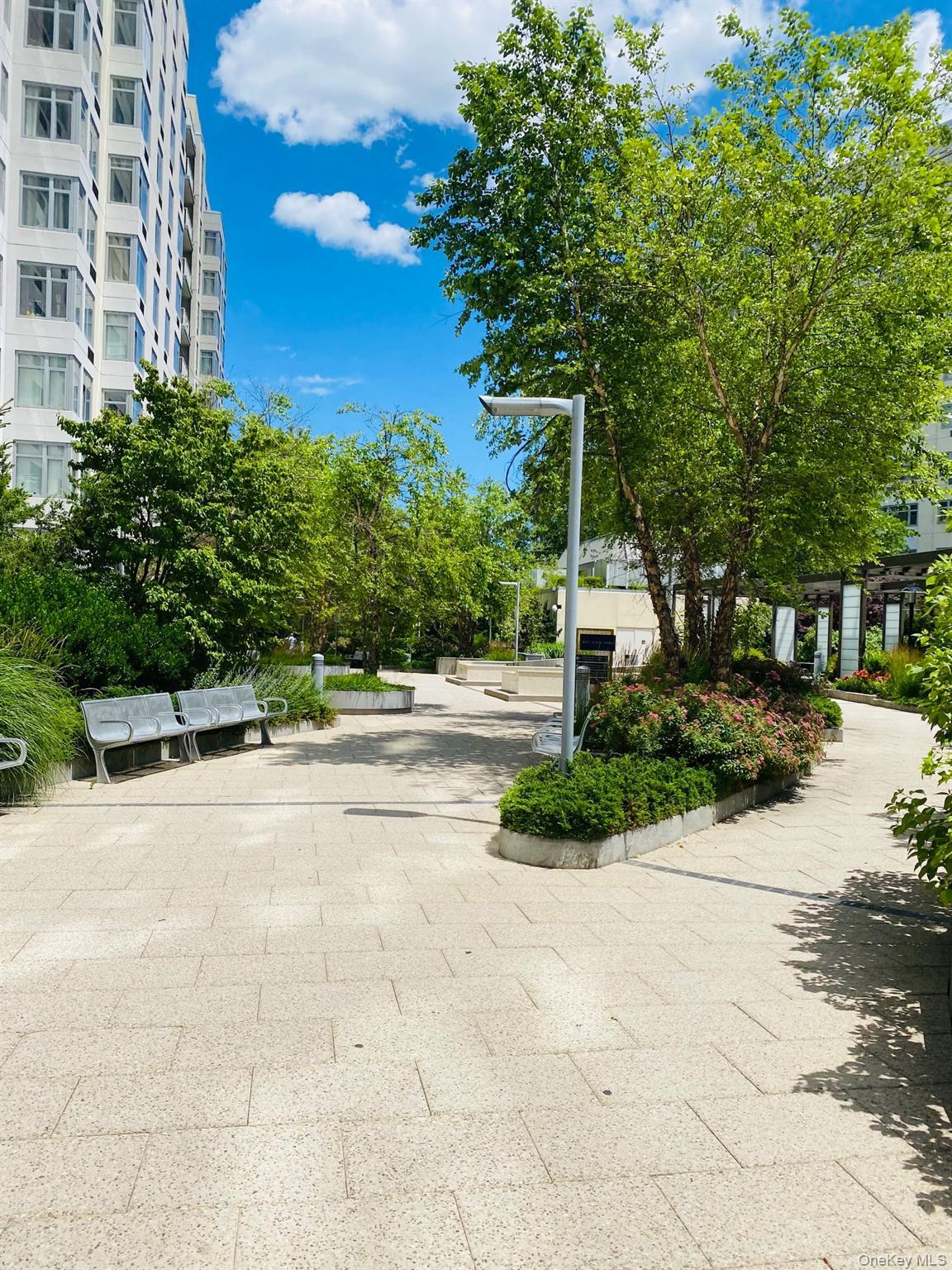 Condo College Point  Queens, NY 11354, MLS-935951-27