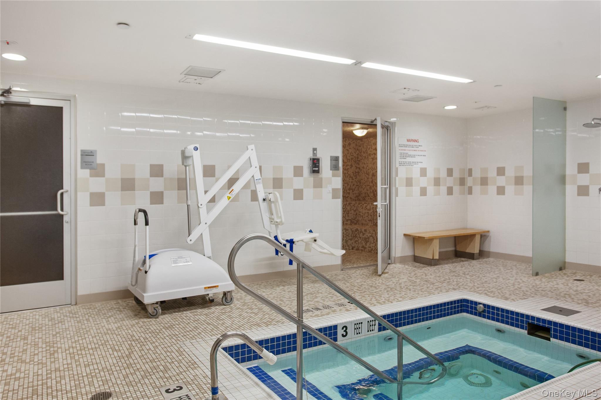 Condo College Point  Queens, NY 11354, MLS-935951-31