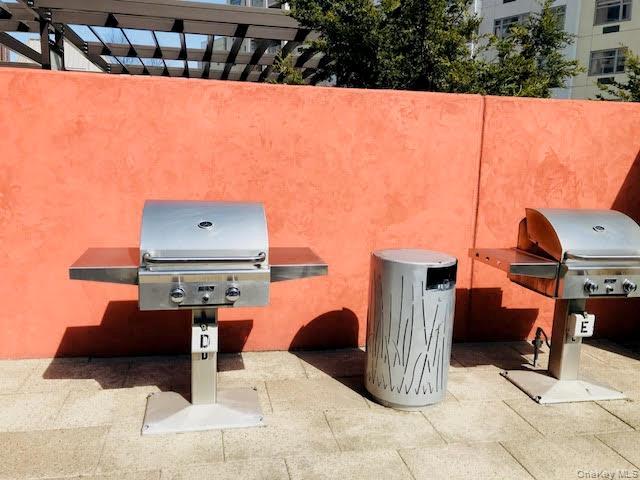 Condo College Point  Queens, NY 11354, MLS-935951-33