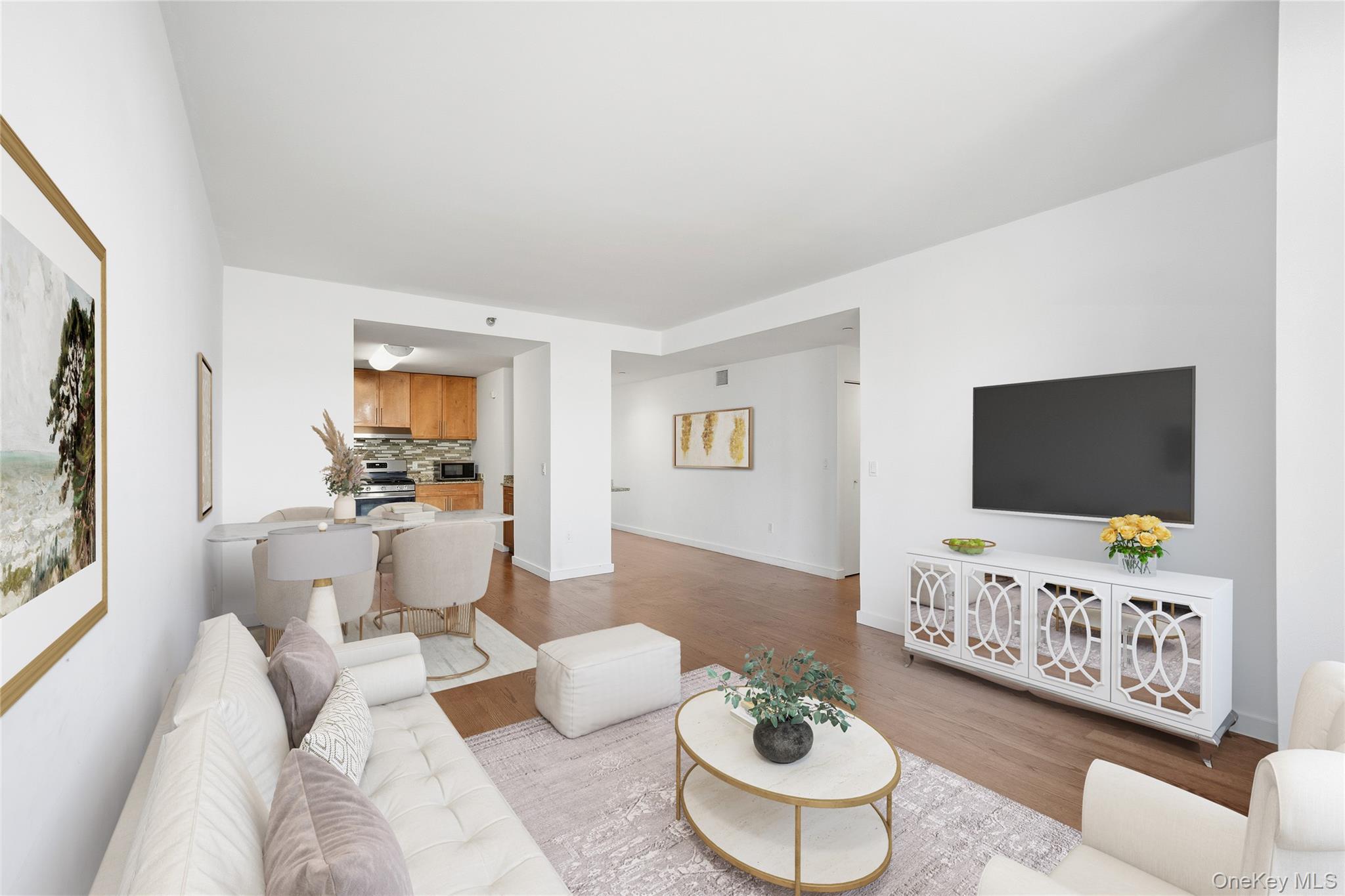 Condo College Point  Queens, NY 11354, MLS-935951-5