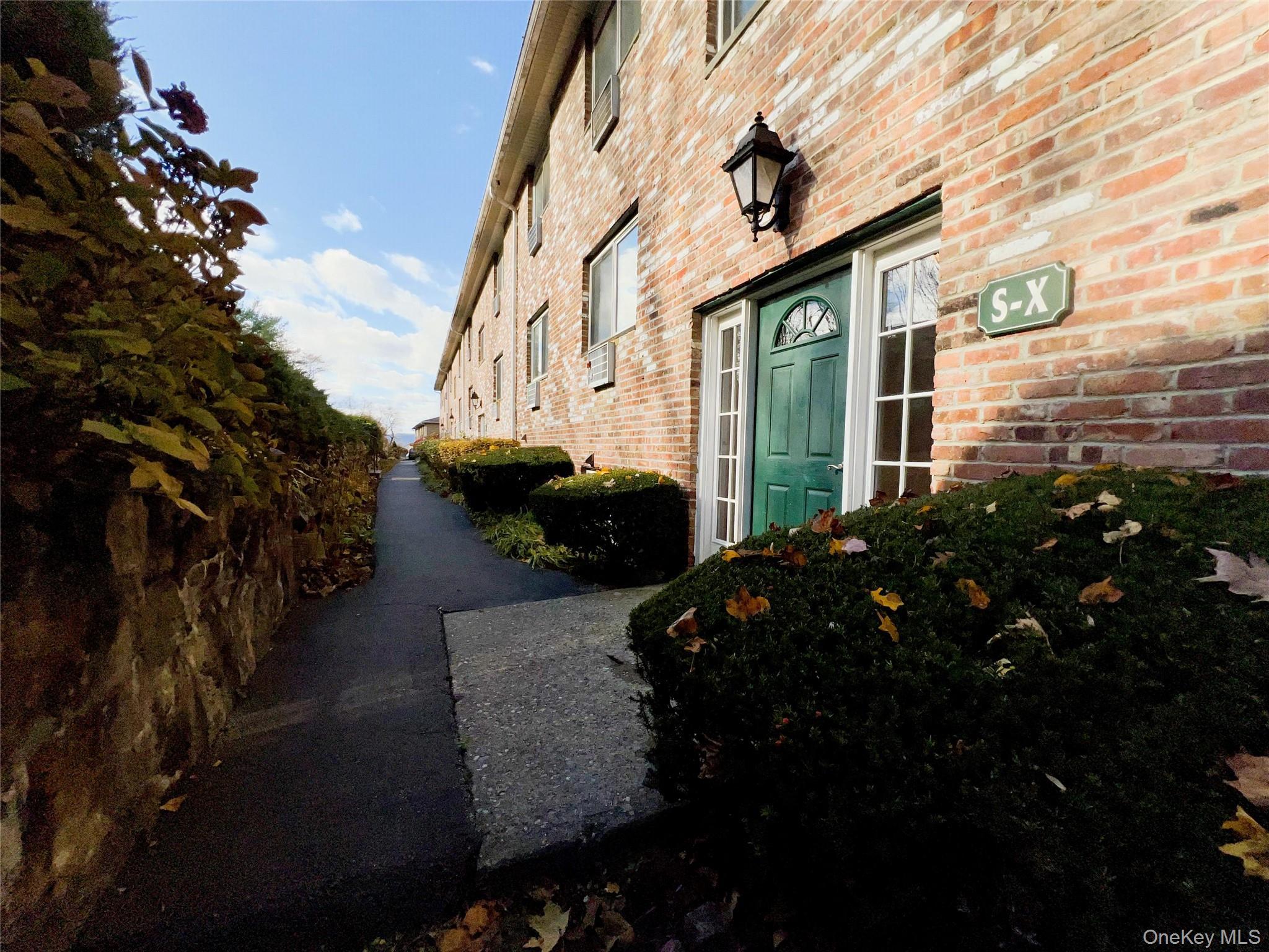 Coop Scenic  Westchester County, NY 10520, MLS-935986-16