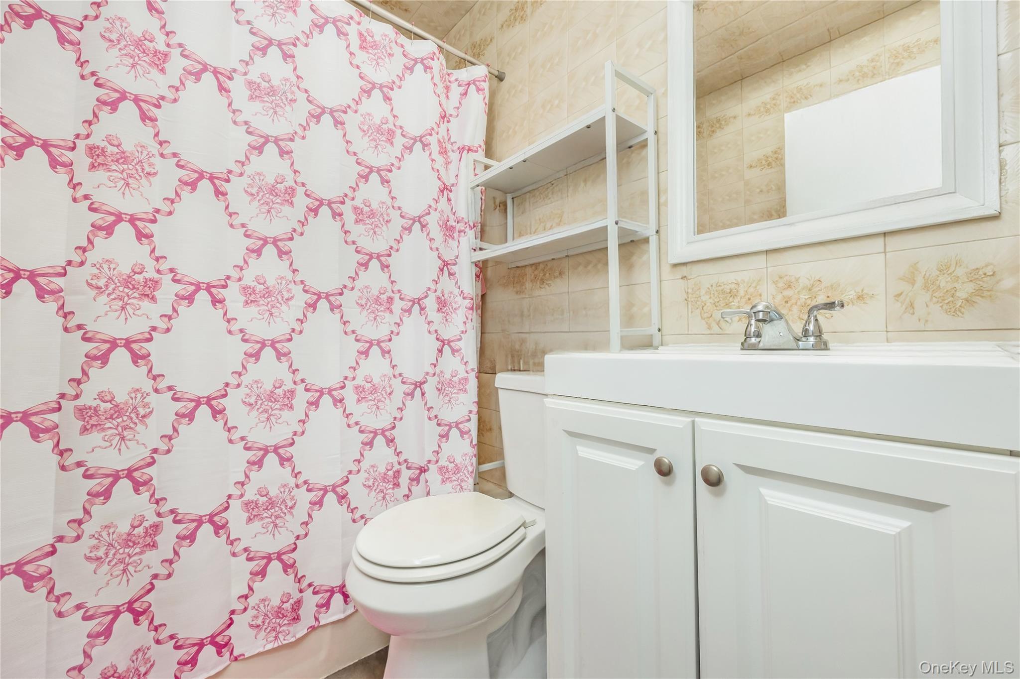 Single Family Bayside Nassau County, NY 11572, MLS-935987-24