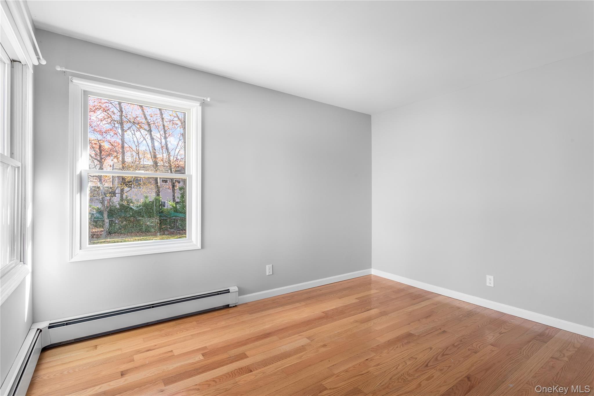 Single Family Seneca  Suffolk County, NY 11961, MLS-936087-4