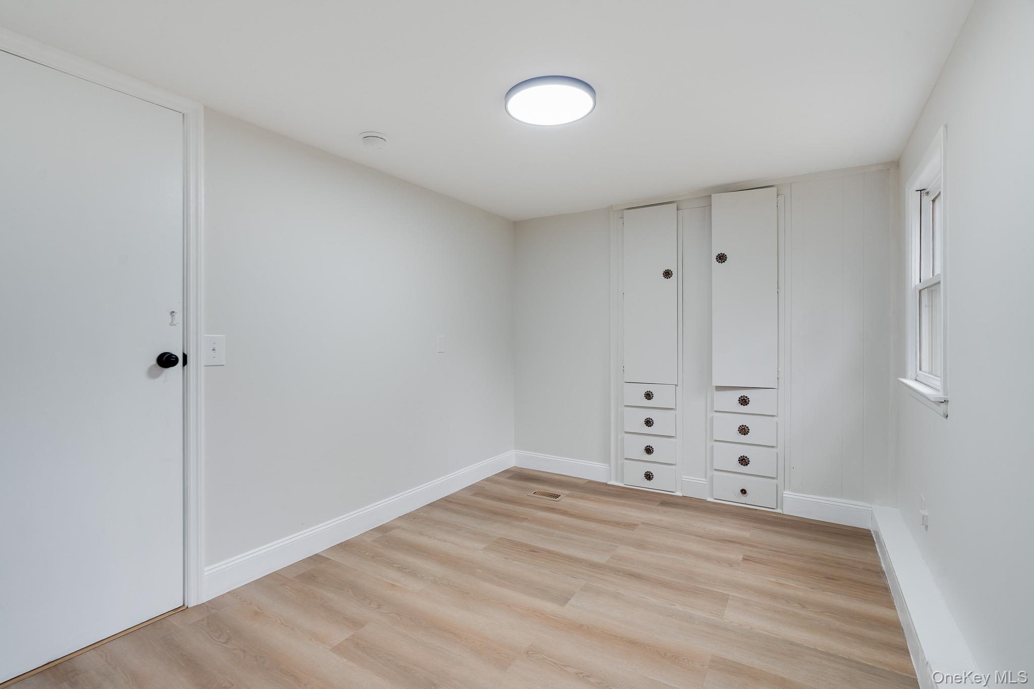 Single Family Sands Orange County, NY 10941, MLS-936090-16