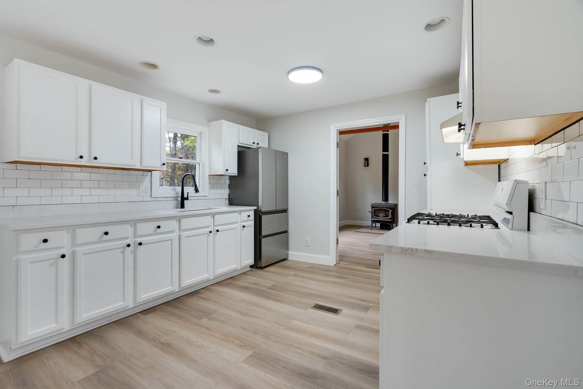 Single Family Sands Orange County, NY 10941, MLS-936090-8