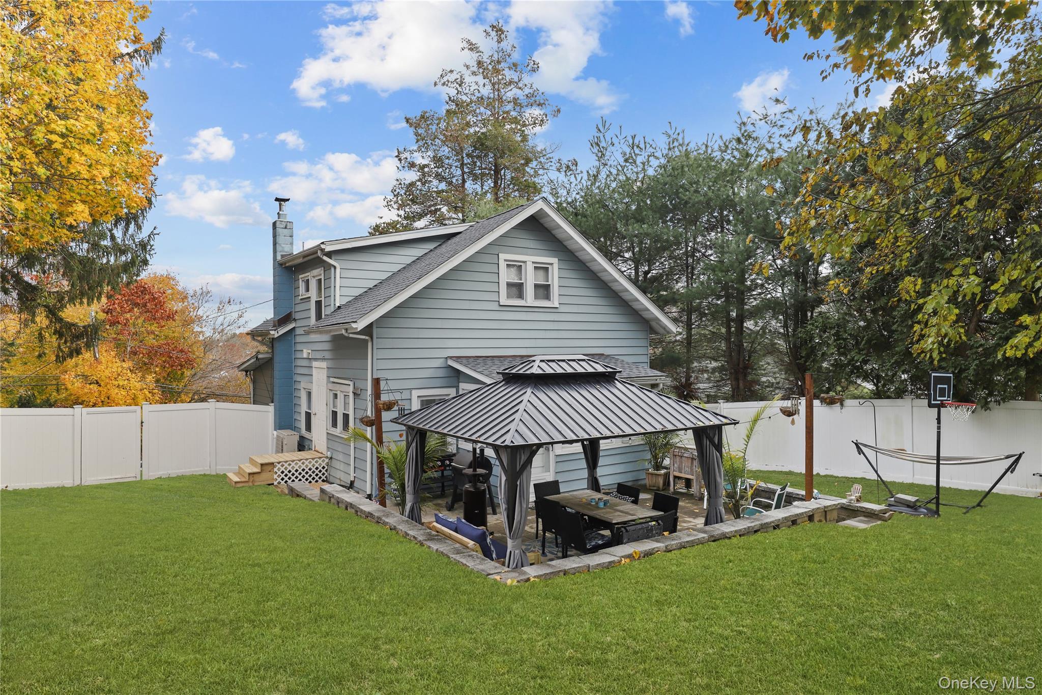 Single Family Ross Westchester County, NY 10598, MLS-936096-19