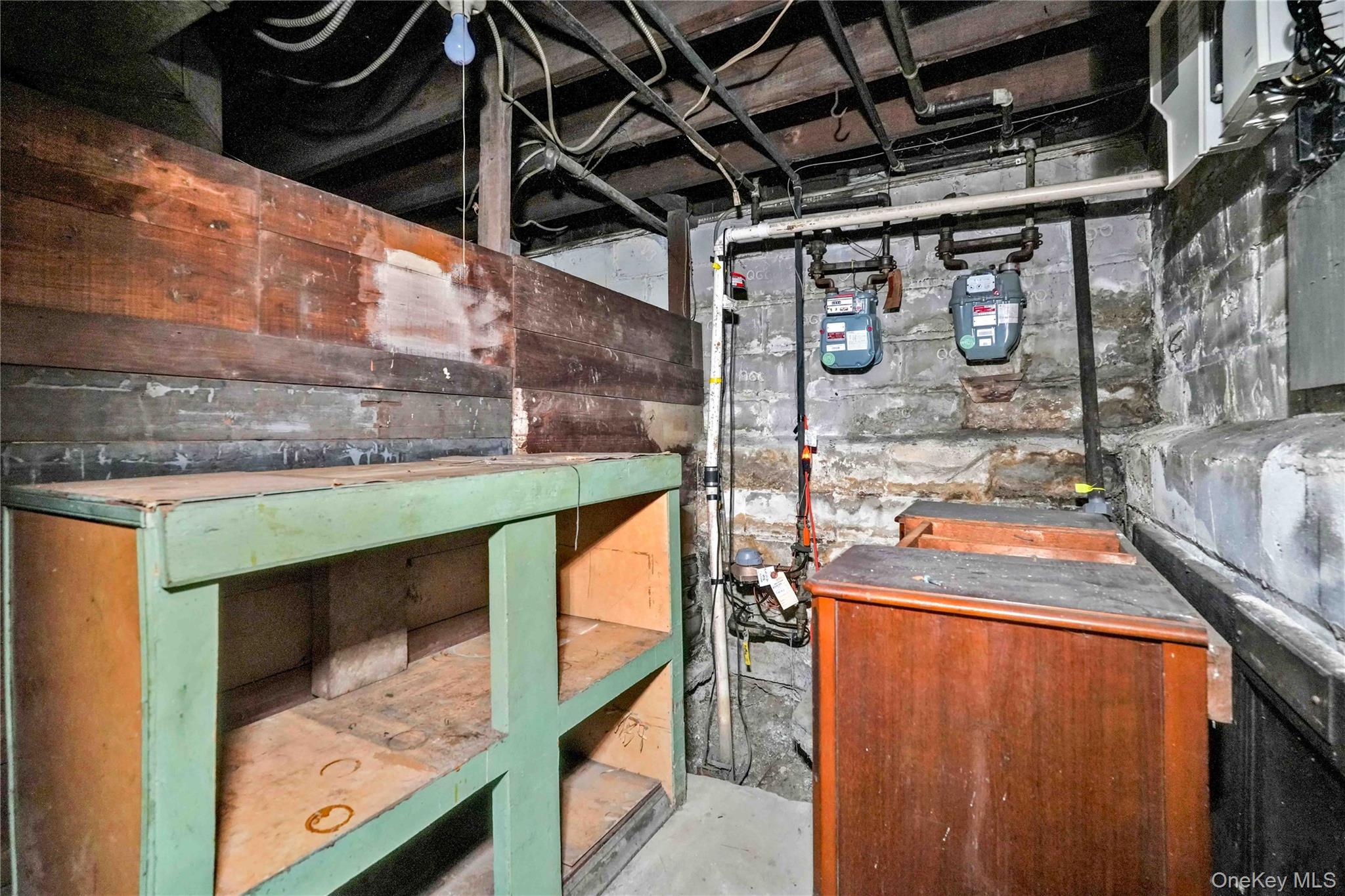 Single Family 60th Queens, NY 11378, MLS-936132-23