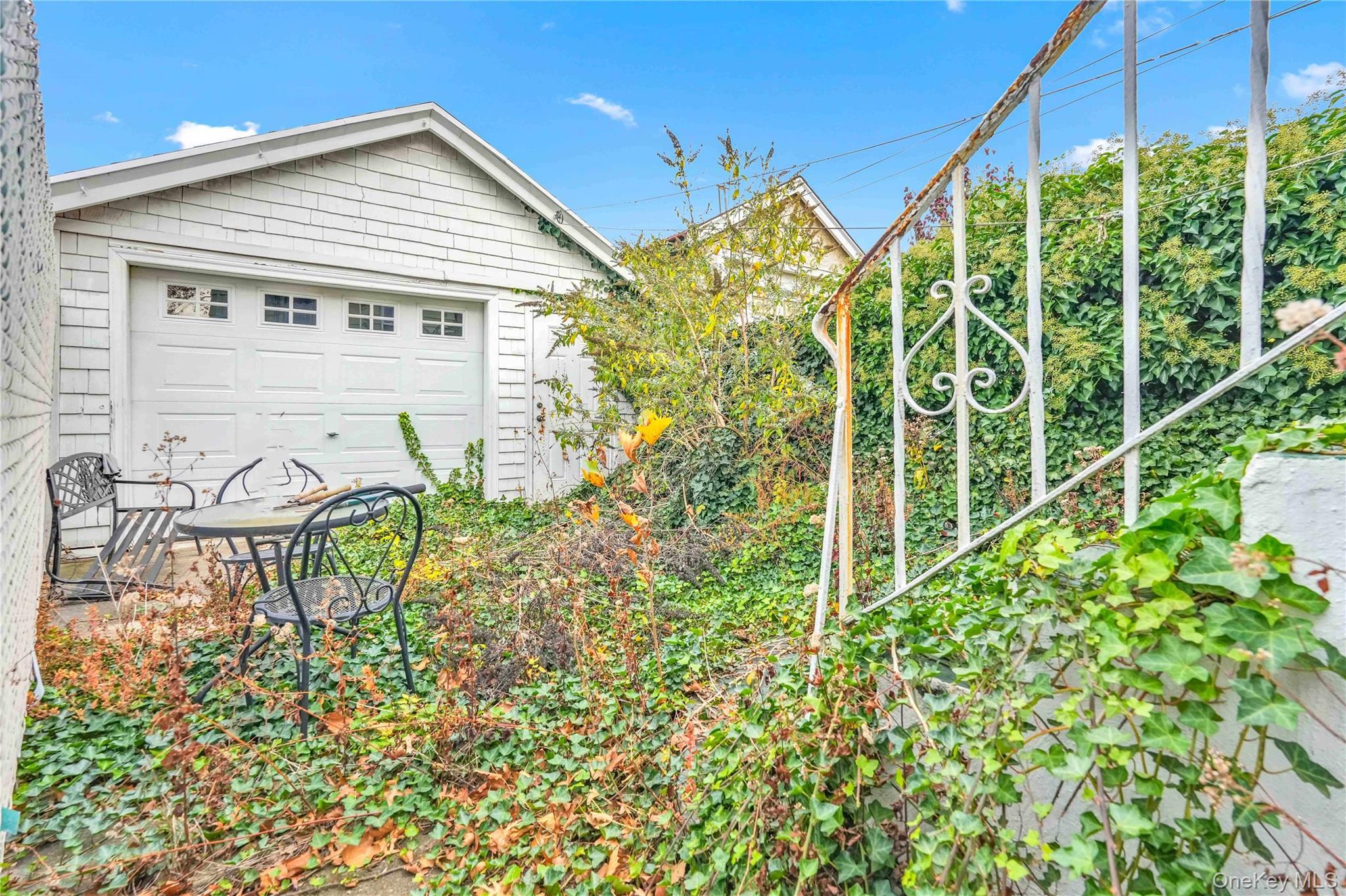 Single Family 60th Queens, NY 11378, MLS-936132-5