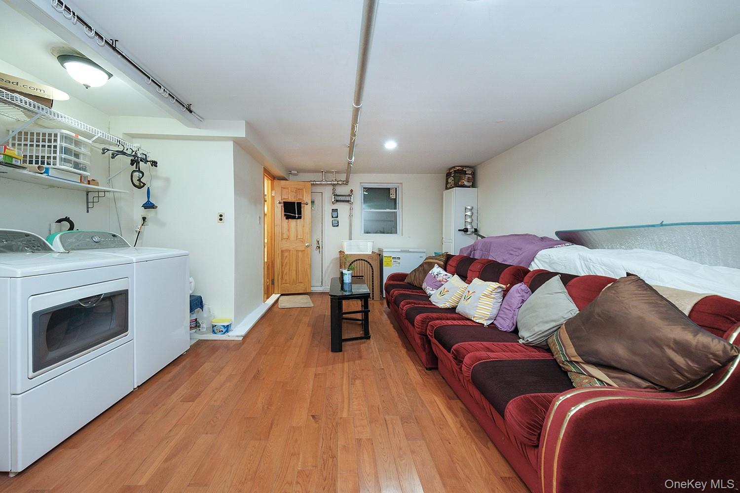 Single Family Hubbard  Brooklyn, NY 11235, MLS-936134-27