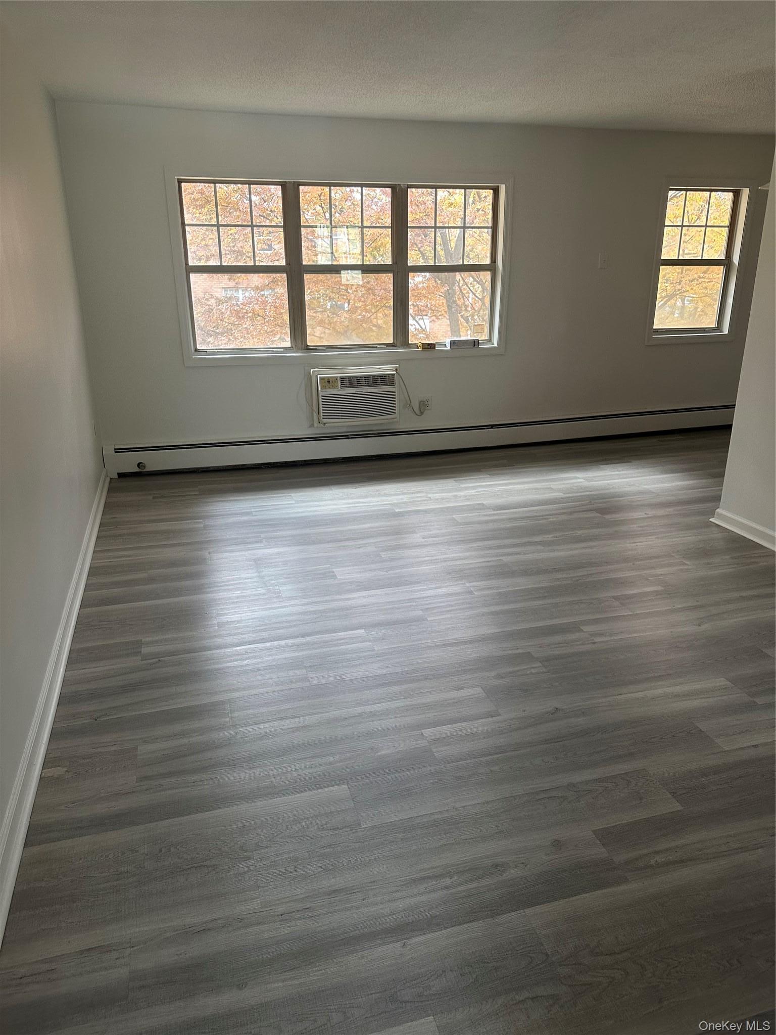 Condo Barclay  Orange County, NY 12550, MLS-936143-2