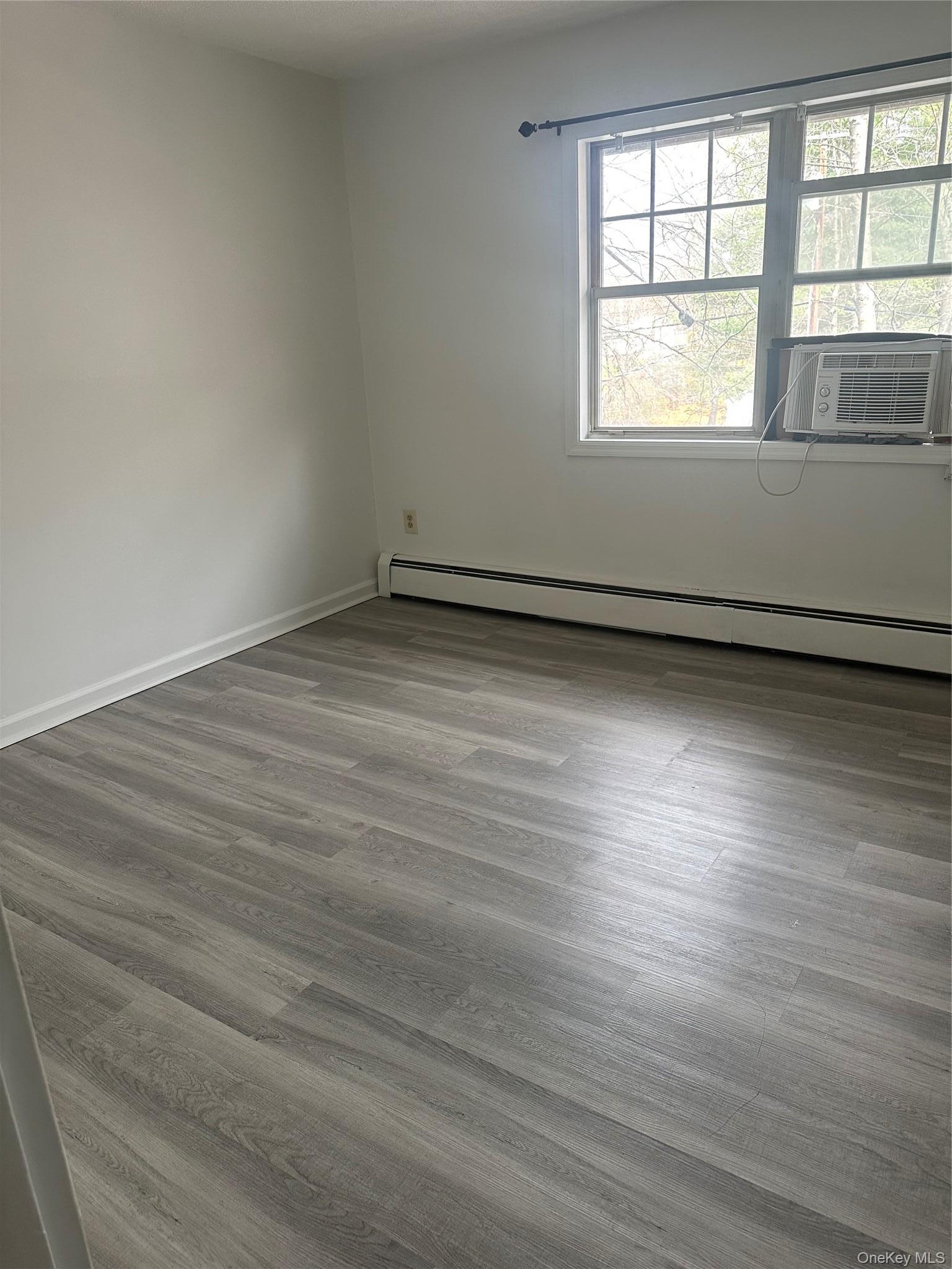 Condo Barclay  Orange County, NY 12550, MLS-936143-6