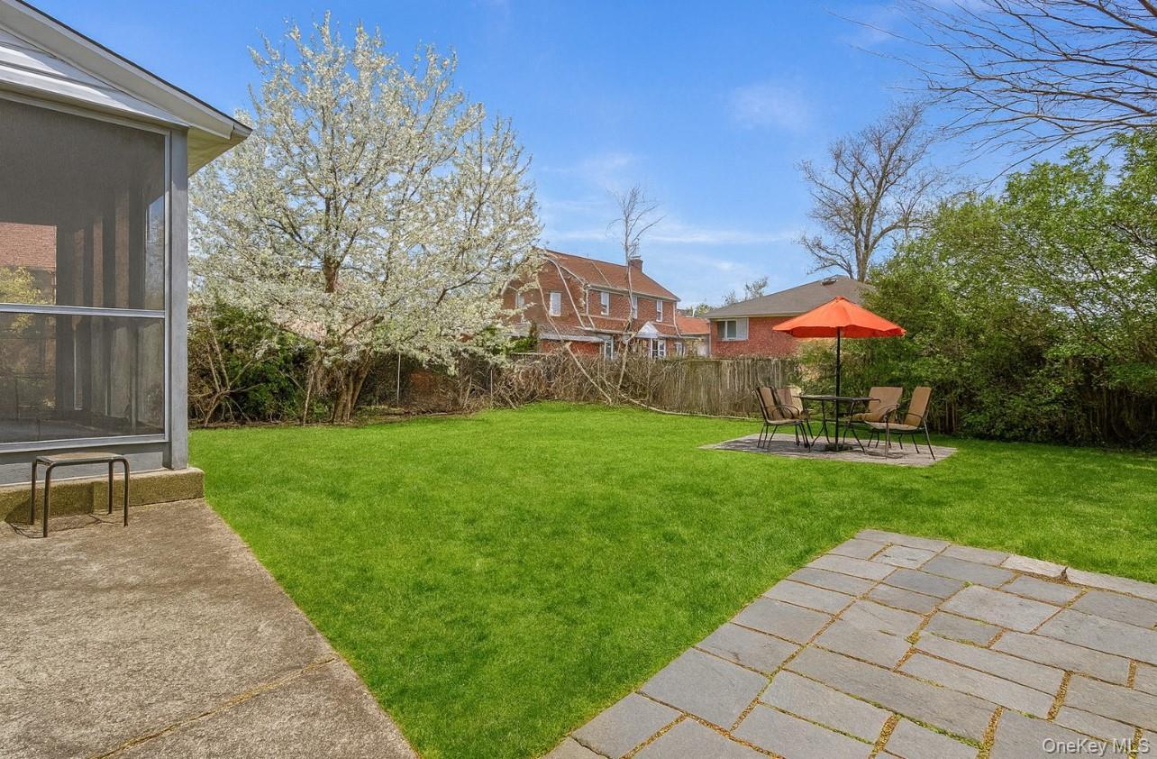 Single Family 13th Queens, NY 11357, MLS-936147-2