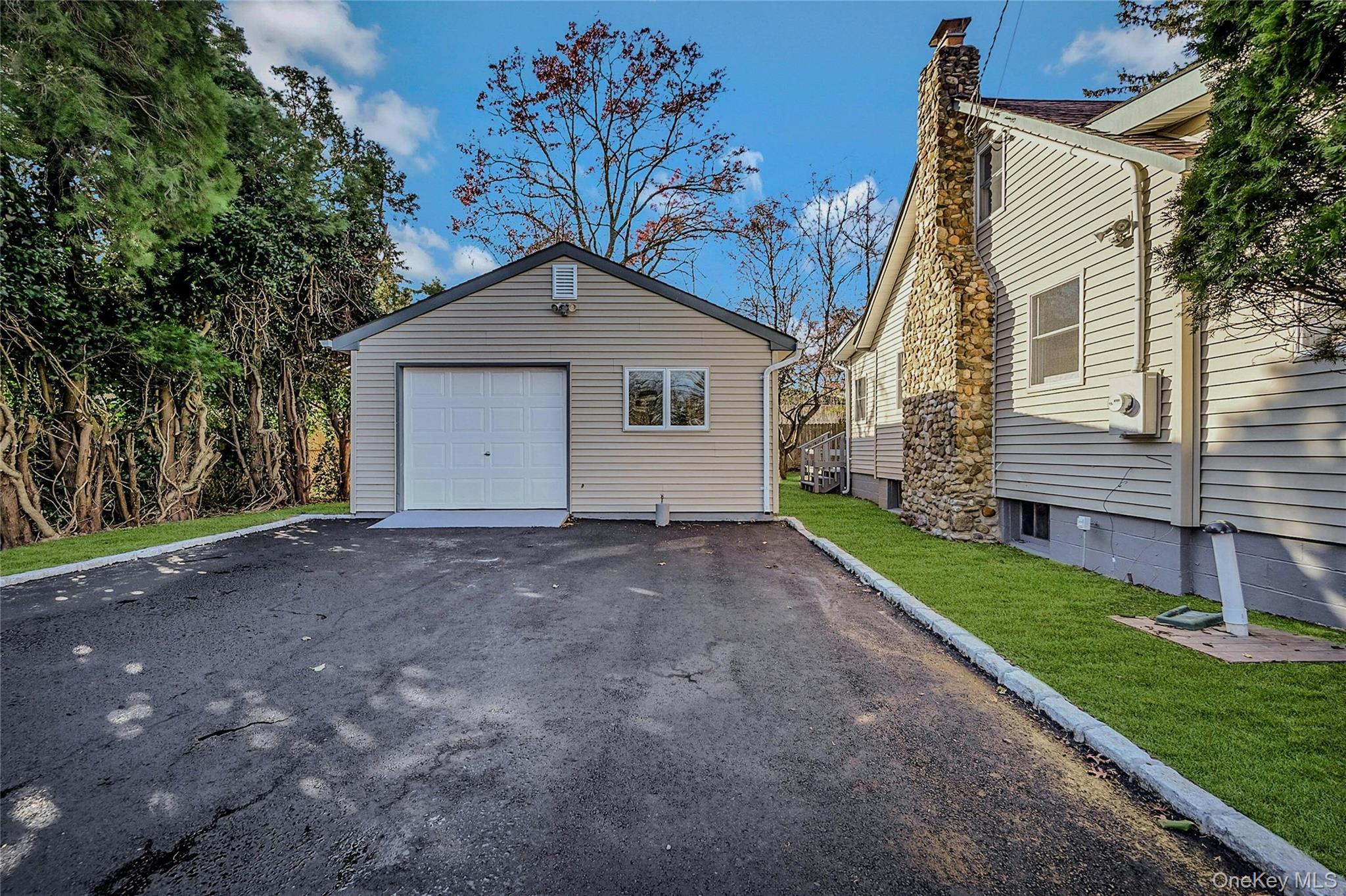 Single Family Pansy  Suffolk County, NY 11778, MLS-936157-23