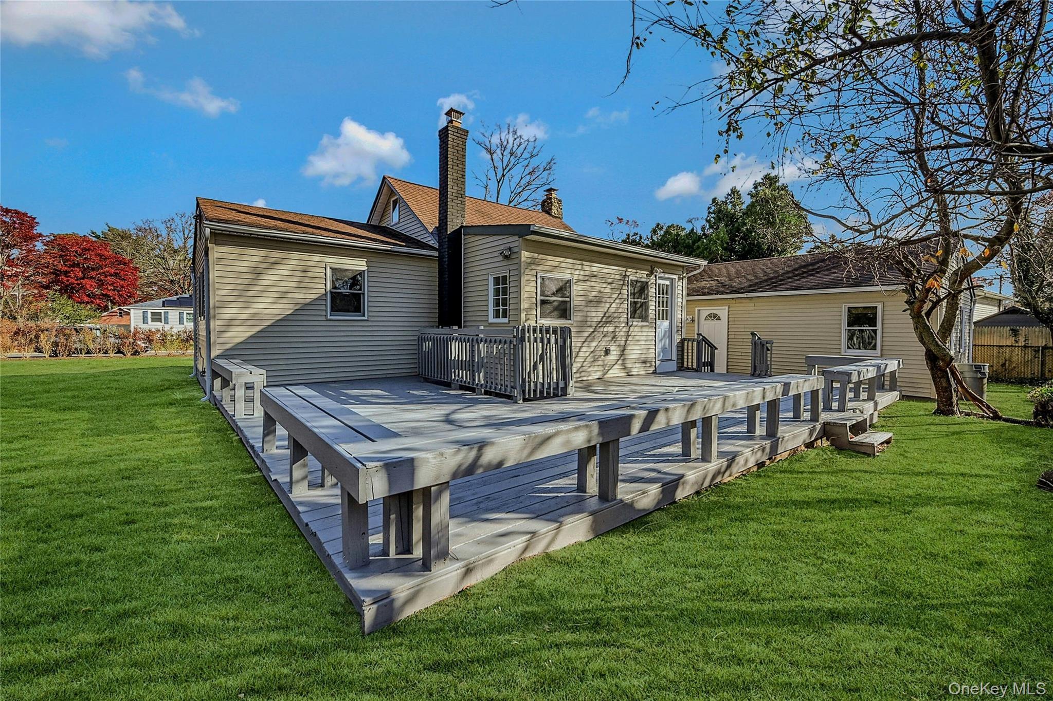 Single Family Pansy  Suffolk County, NY 11778, MLS-936157-29