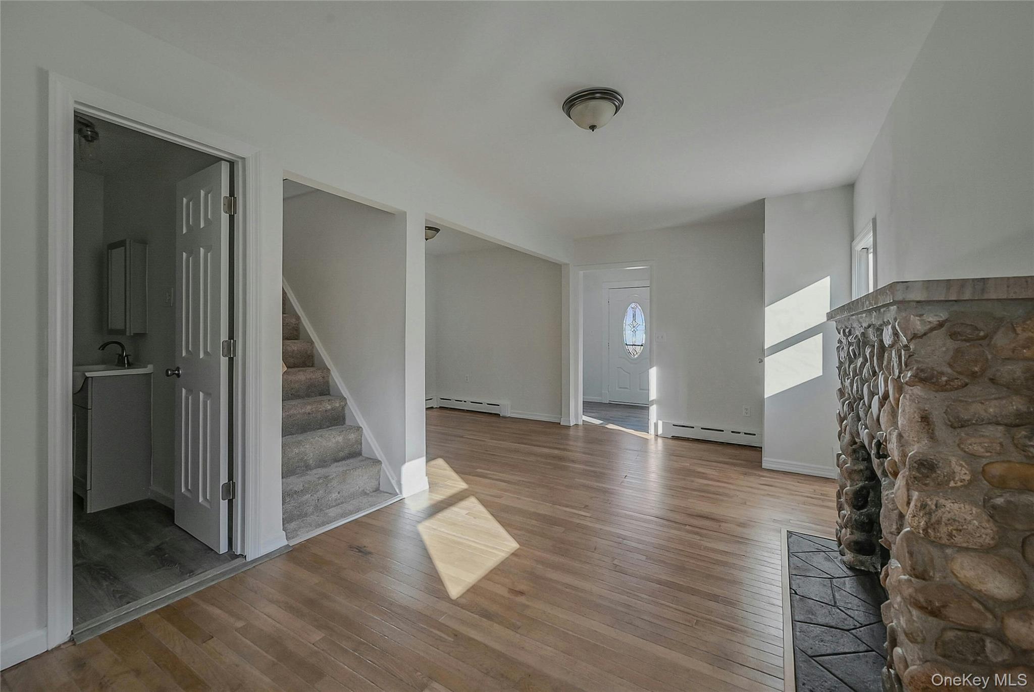 Single Family Pansy  Suffolk County, NY 11778, MLS-936157-6