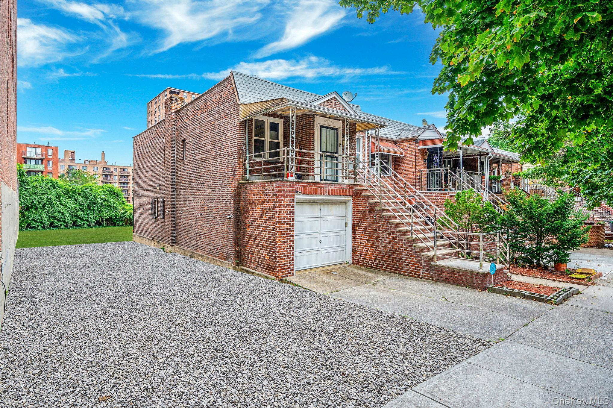 Single Family Burns Queens, NY 11374, MLS-936177-2