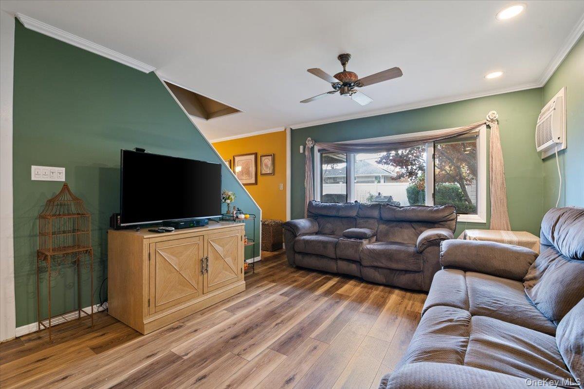 Single Family Red Maple Nassau County, NY 11793, MLS-936179-9