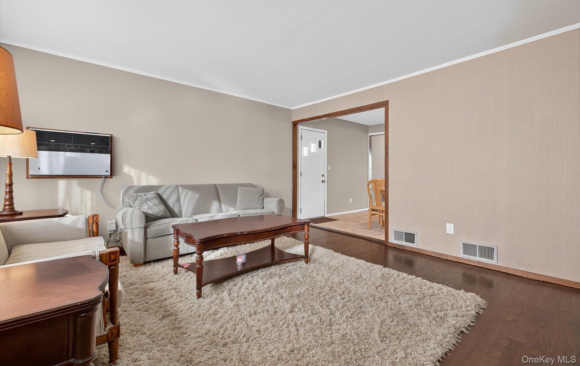 Single Family Virginia Nassau County, NY 11803, MLS-936204-5