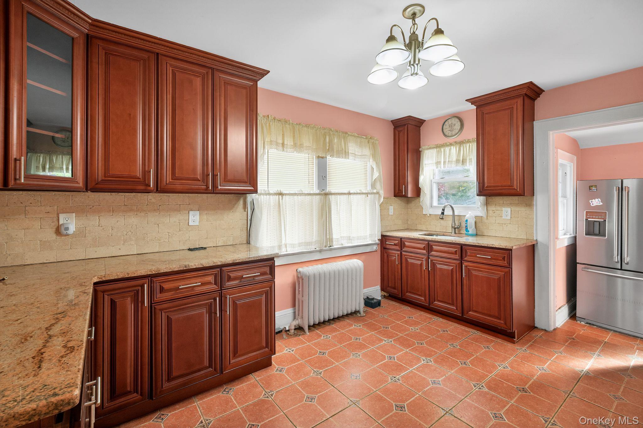 Single Family Clinton Nassau County, NY 11575, MLS-936243-19