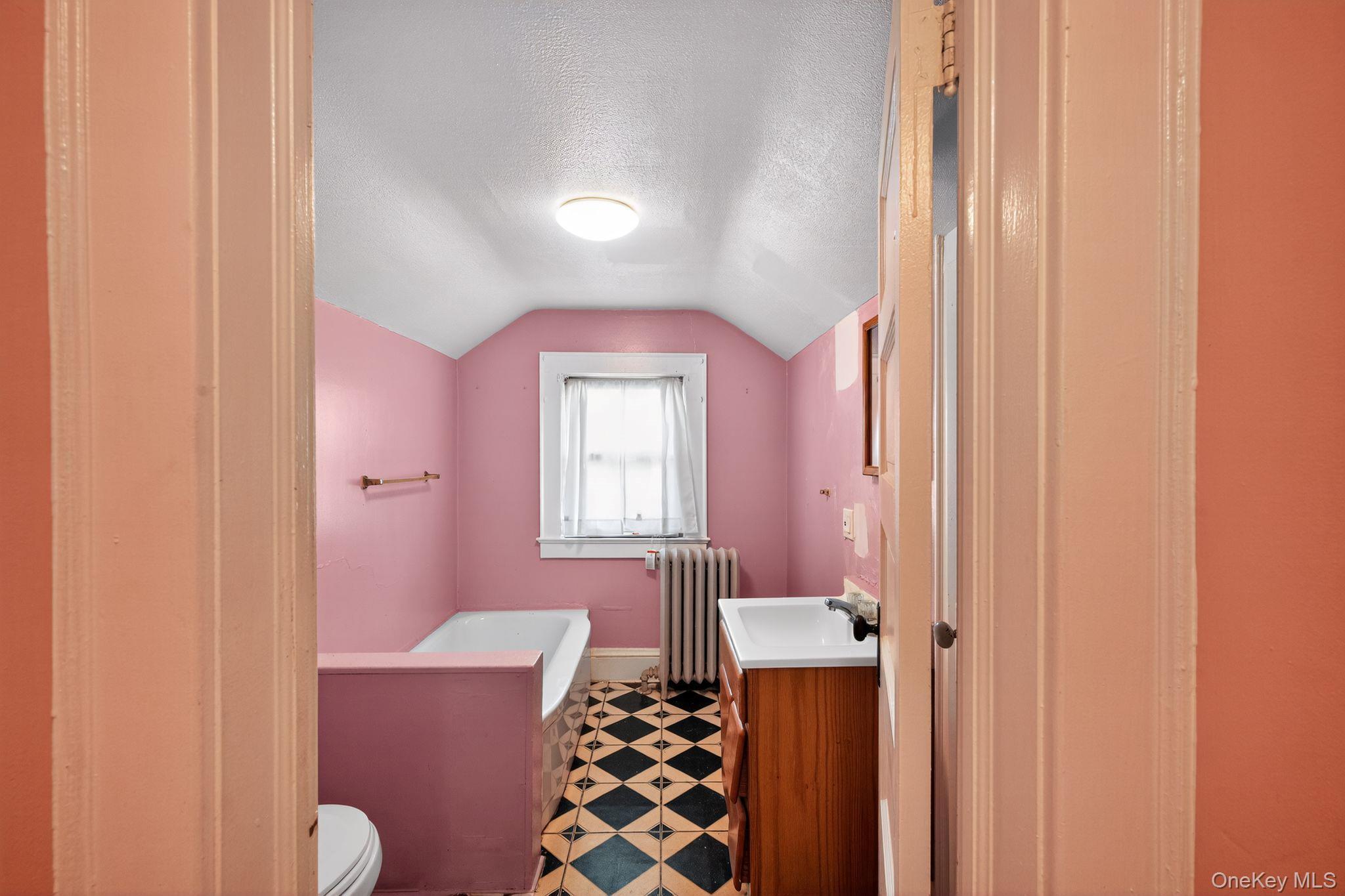 Single Family Clinton Nassau County, NY 11575, MLS-936243-26