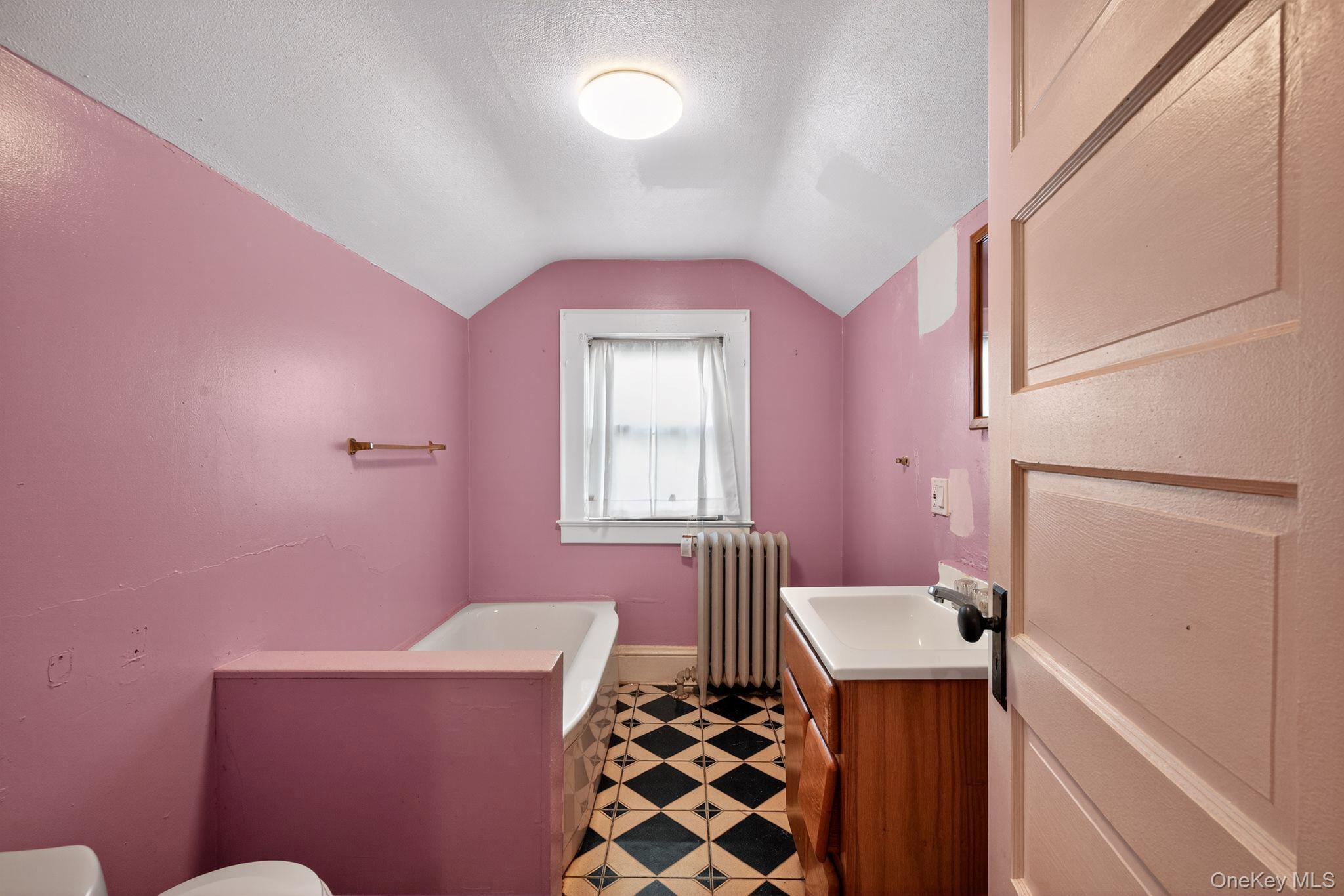 Single Family Clinton Nassau County, NY 11575, MLS-936243-32