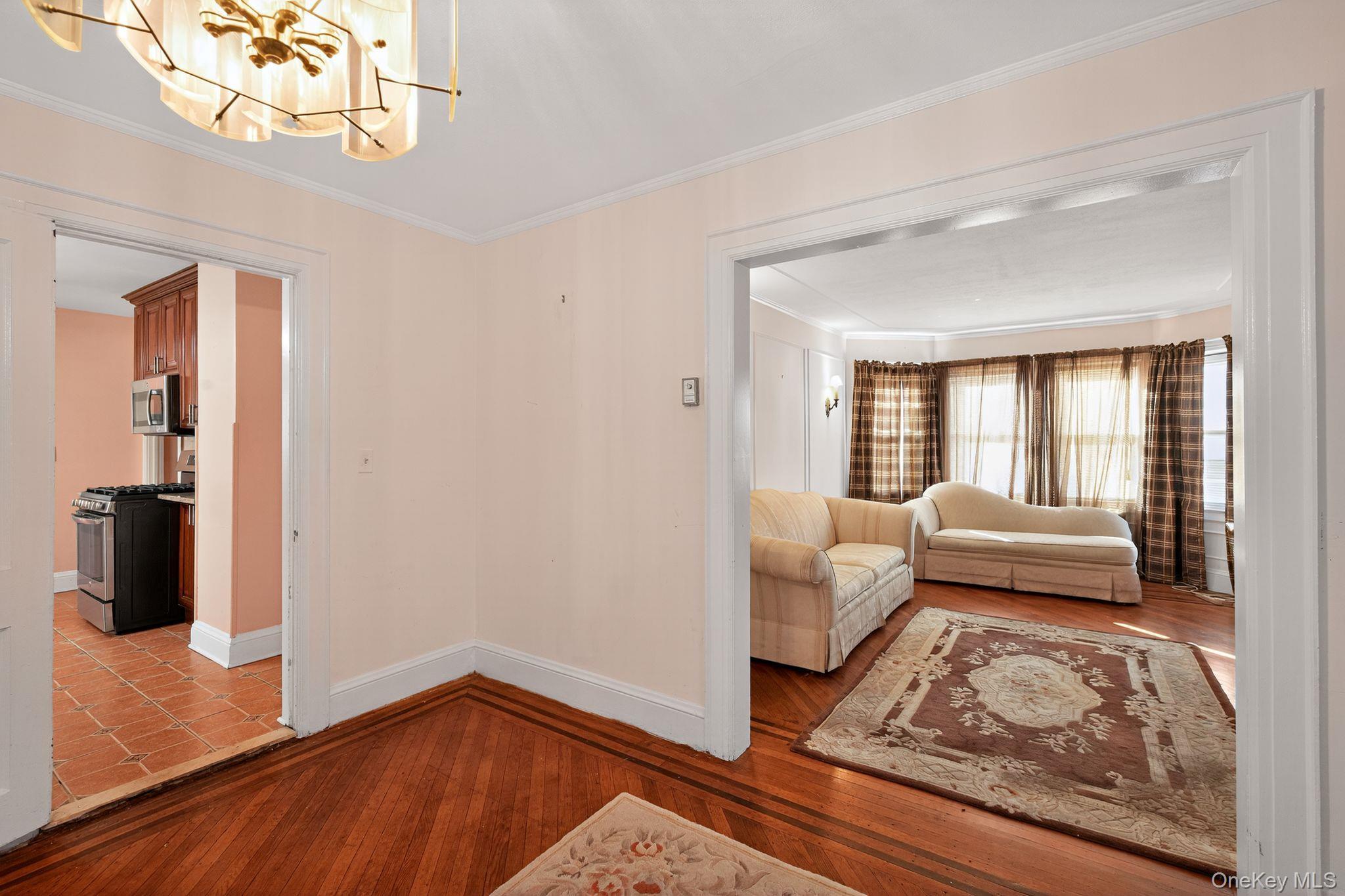 Single Family Clinton Nassau County, NY 11575, MLS-936243-7