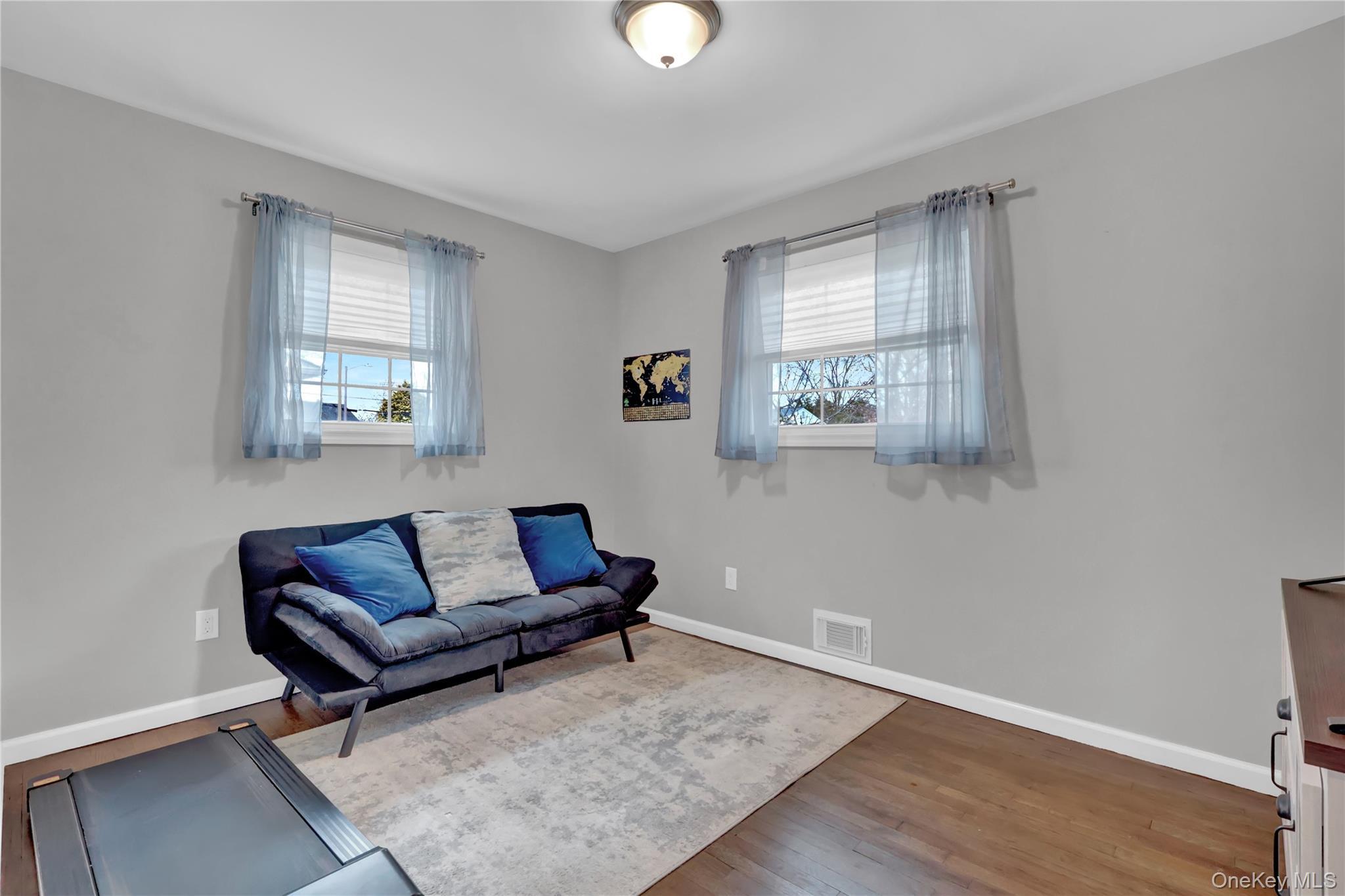 Single Family Winston Suffolk County, NY 11720, MLS-936252-15