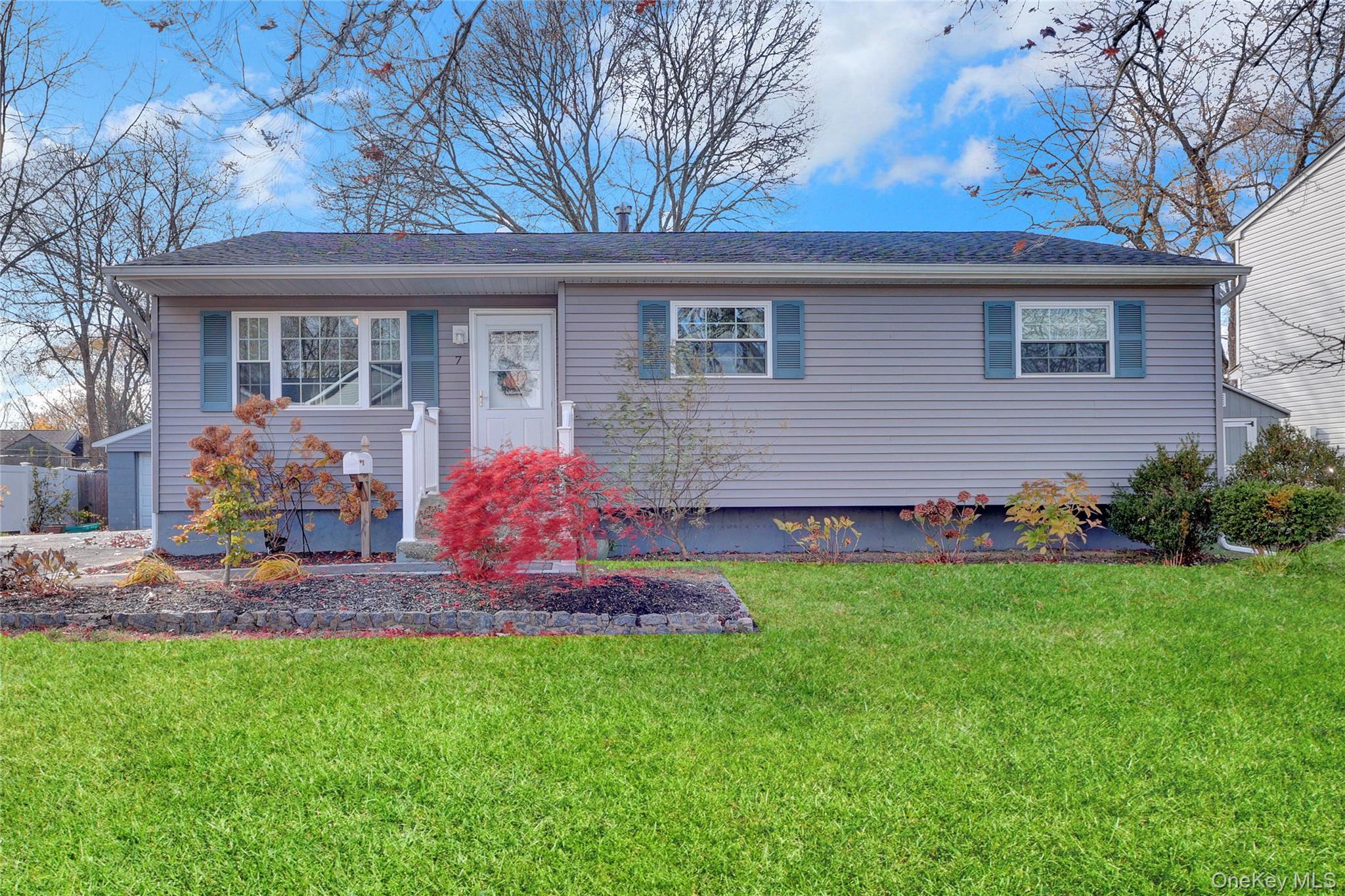 Single Family Winston Suffolk County, NY 11720, MLS-936252-3